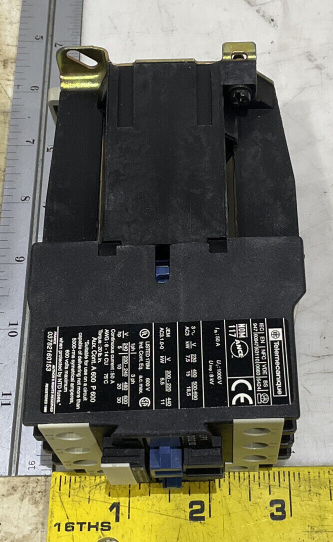 TELEMECANIQUE LP1 D3210BD 3P CONTACTOR 24VDC 32A U3S