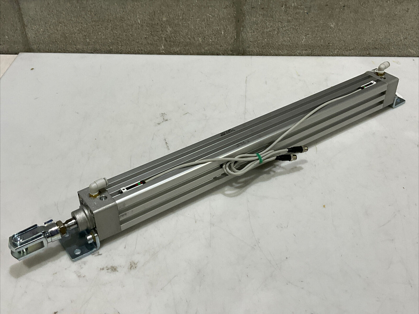 SMC CP95SDB32-410 PNEUMATIC CYLINDER U3S