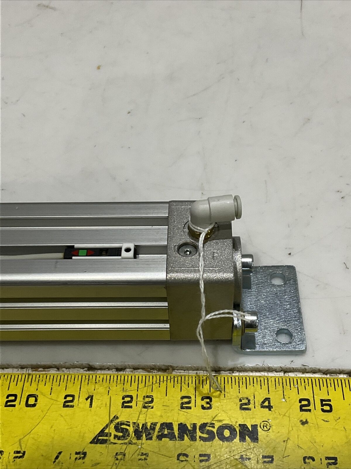 SMC CP95SDB32-410 PNEUMATIC CYLINDER U3S