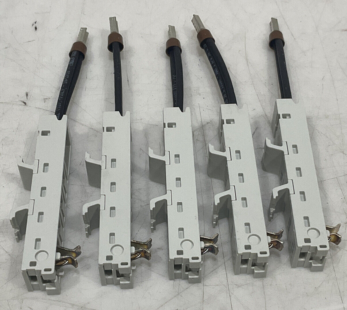 ABB ZLS169 BUS STAB LOT OF 5 U3S