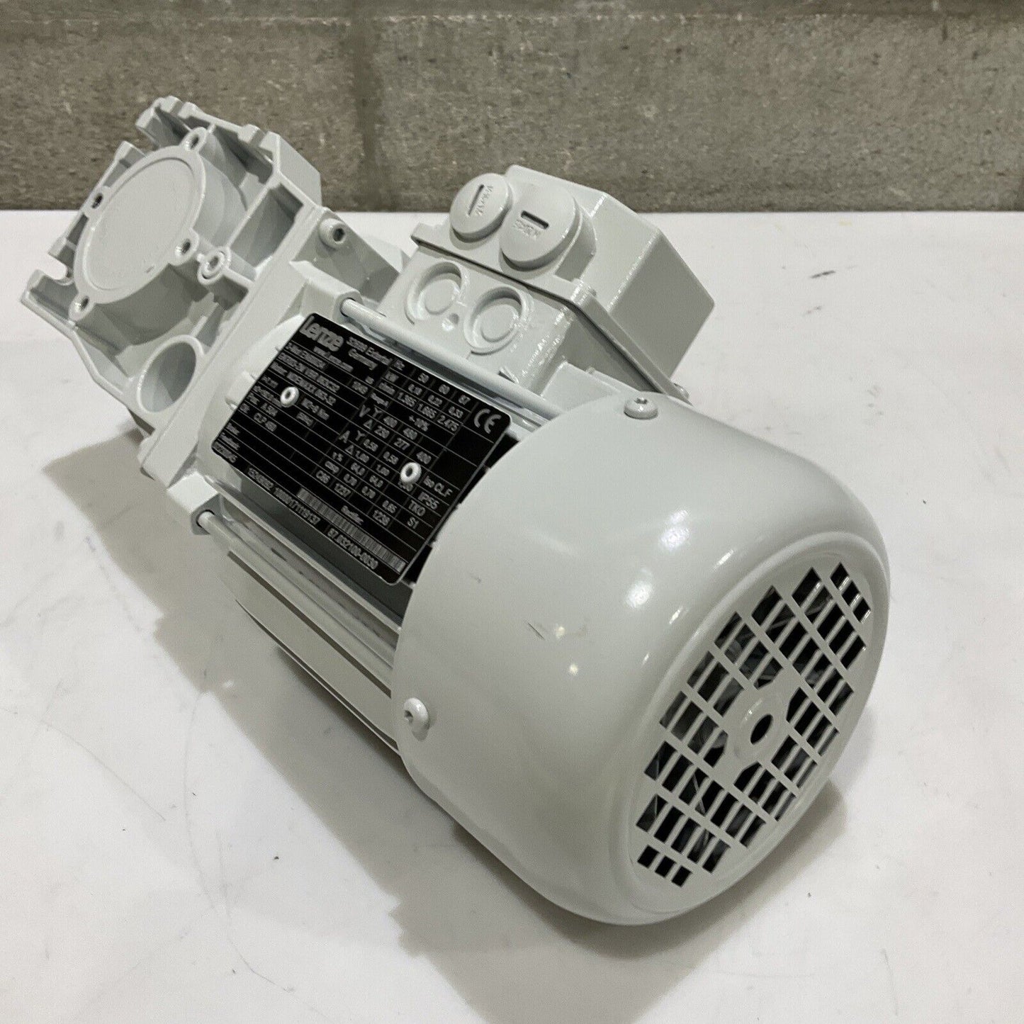 LENZE GKR03-2M VBR 063C32 MDEMAXX 063-32 GEARBOX U3S