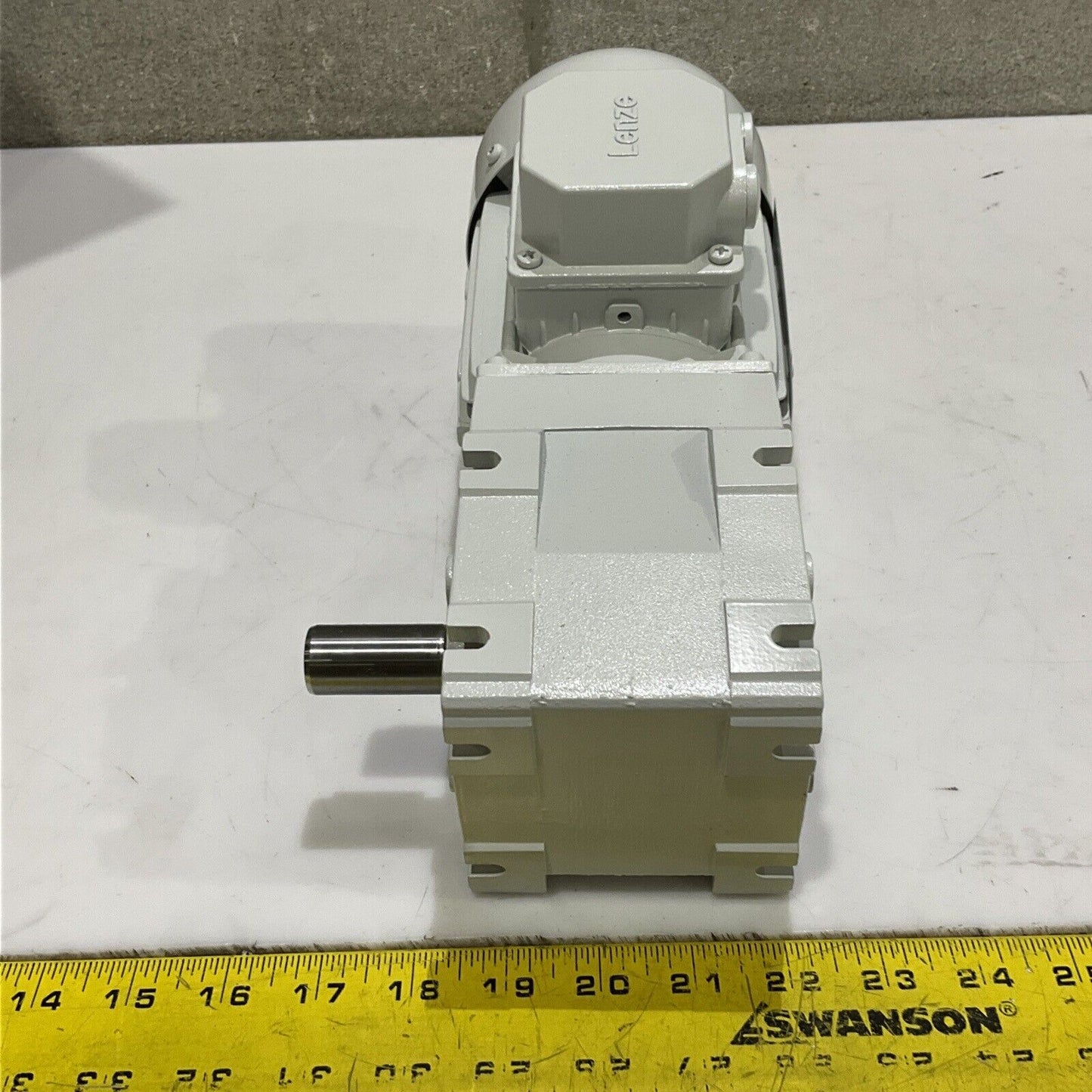 LENZE GKR03-2M VBR 063C32 MDEMAXX 063-32 GEARBOX U3S