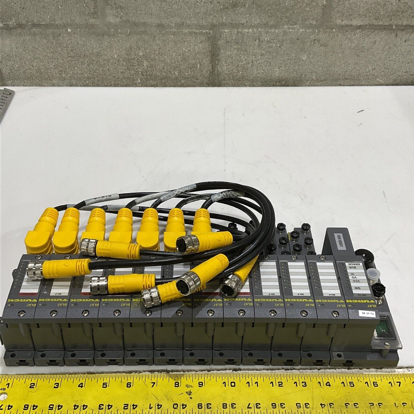TURCK BL67-B-1M16-19-0.5M BL67-B-8M8 BL67 VERTICALIZER CAN OPEN ASSEMBLY U3S