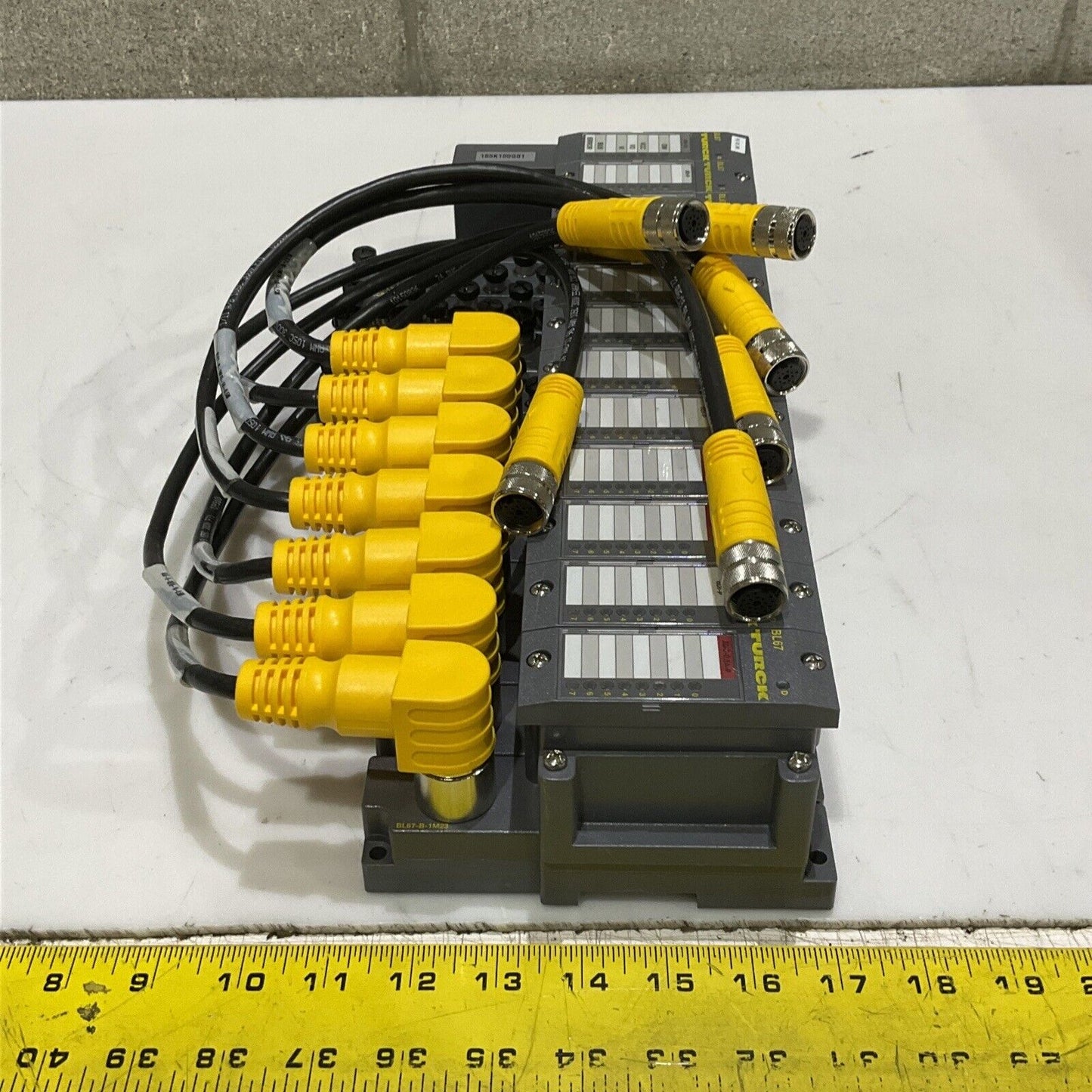 TURCK BL67-B-1M16-19-0.5M BL67-B-8M8 BL67 VERTICALIZER CAN OPEN ASSEMBLY U3S