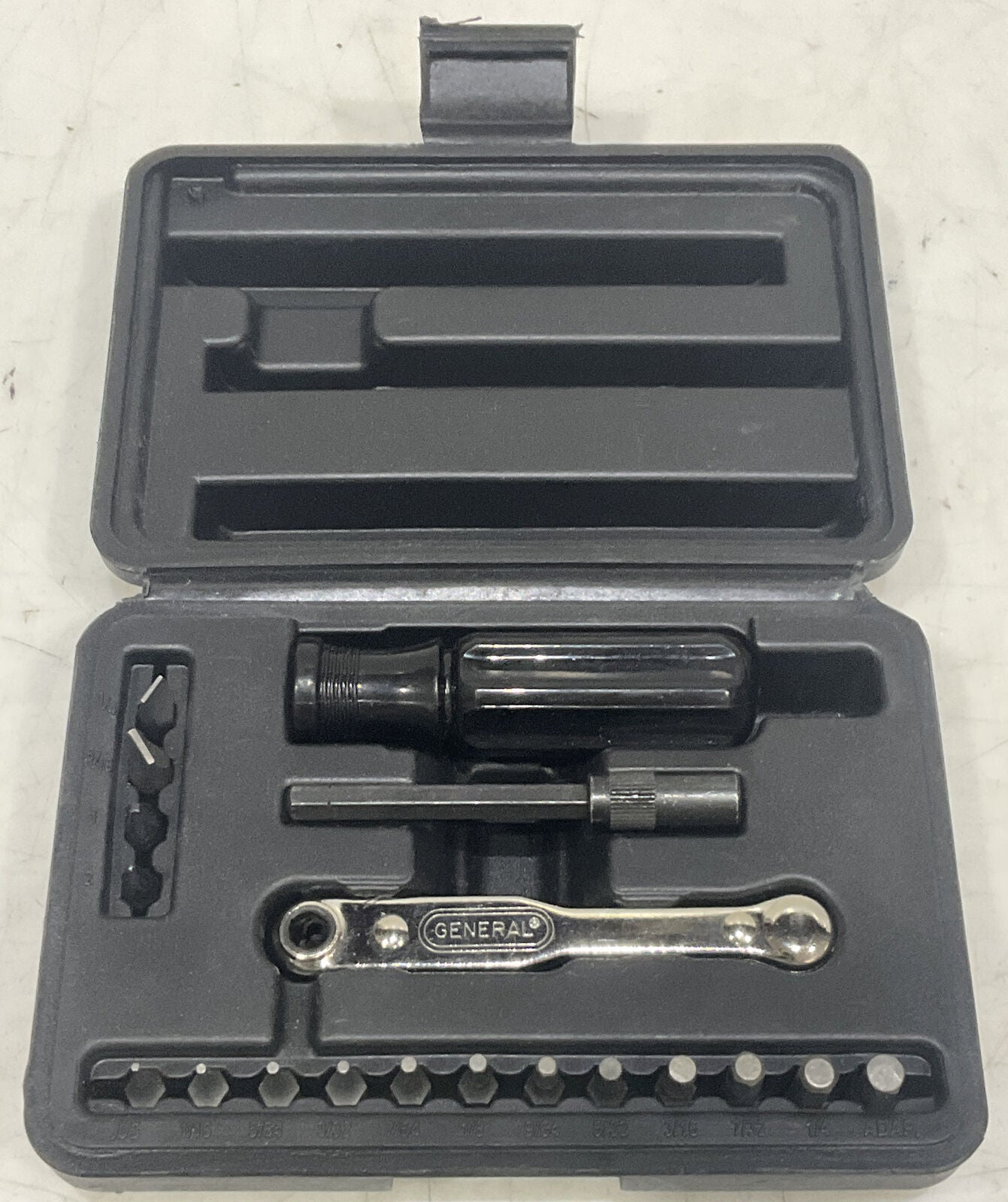 GENERAL 8078 19 PIECE RATCHET OFFSET SCREWDRIVER SET U3S
