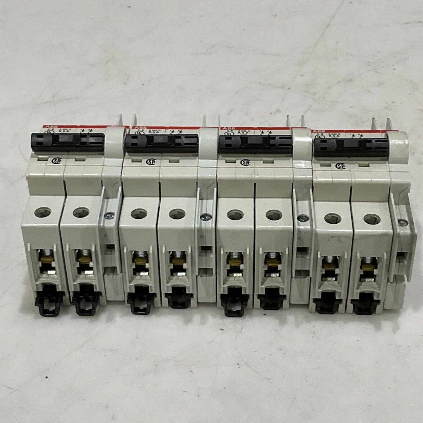 ABB S 202 U K 6 A CIRCUIT BREAKER 240 V 50/60HZ 2 POLE LOT OF 4 U3S