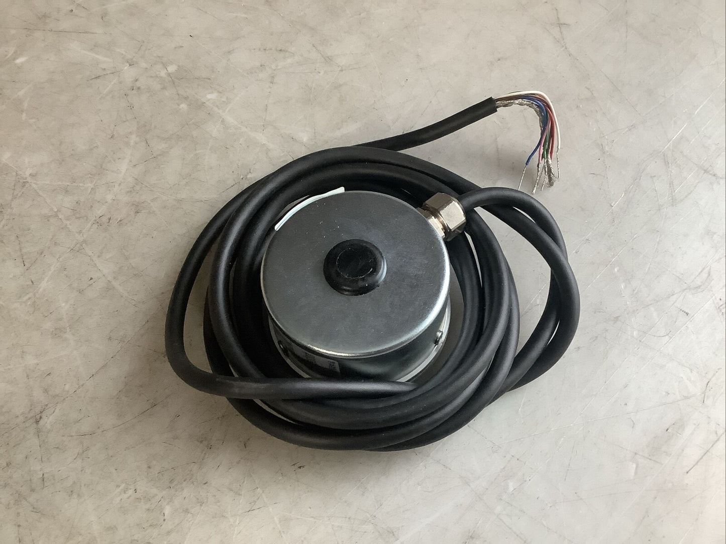 BAUMER BHF 16.05A2000-L2-5 INCREMENTAL HOLLOW-SHAFT ENCODER U3S