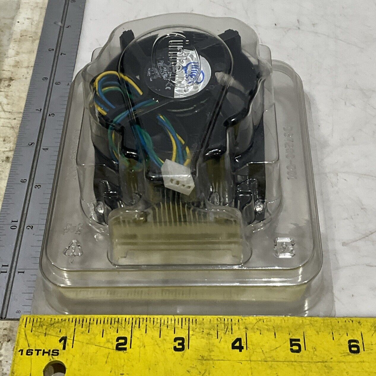 INTEL E30325-001 2F844X26N2 F08E-12B2S1 02AC1H1 12VDC COOLER CHEAT-SINK FAN U3S