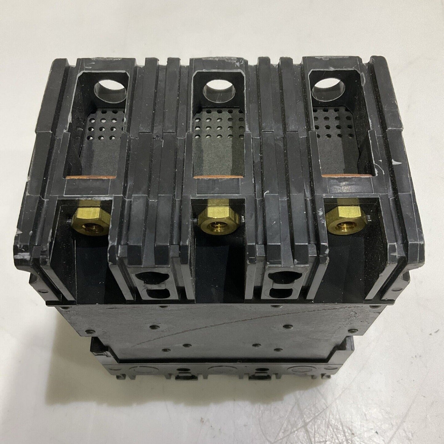 SQUARE D MAG-GARD FH 7 A CIRCUIT BREAKER 600V U4M
