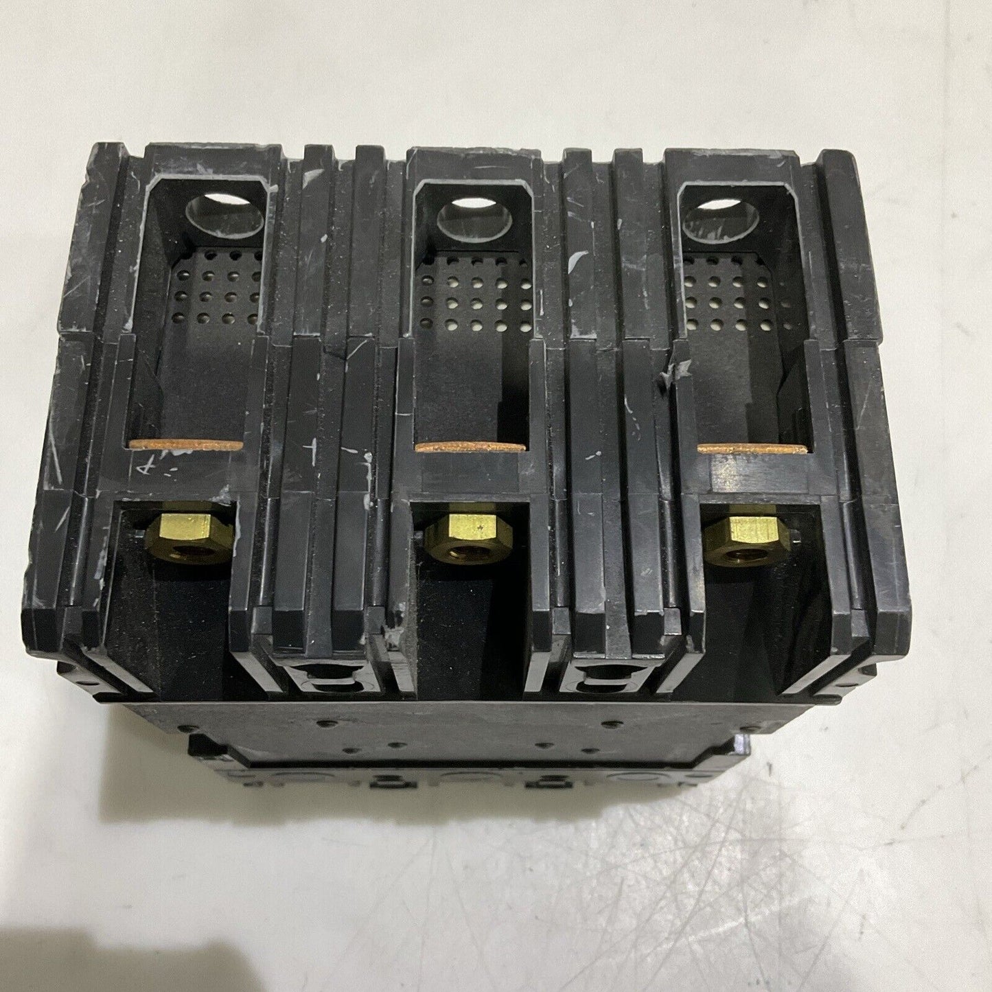 SQUARE D MAG-GARD FH 3 A FHP3600311M CIRCUIT BREAKER 600V U4M