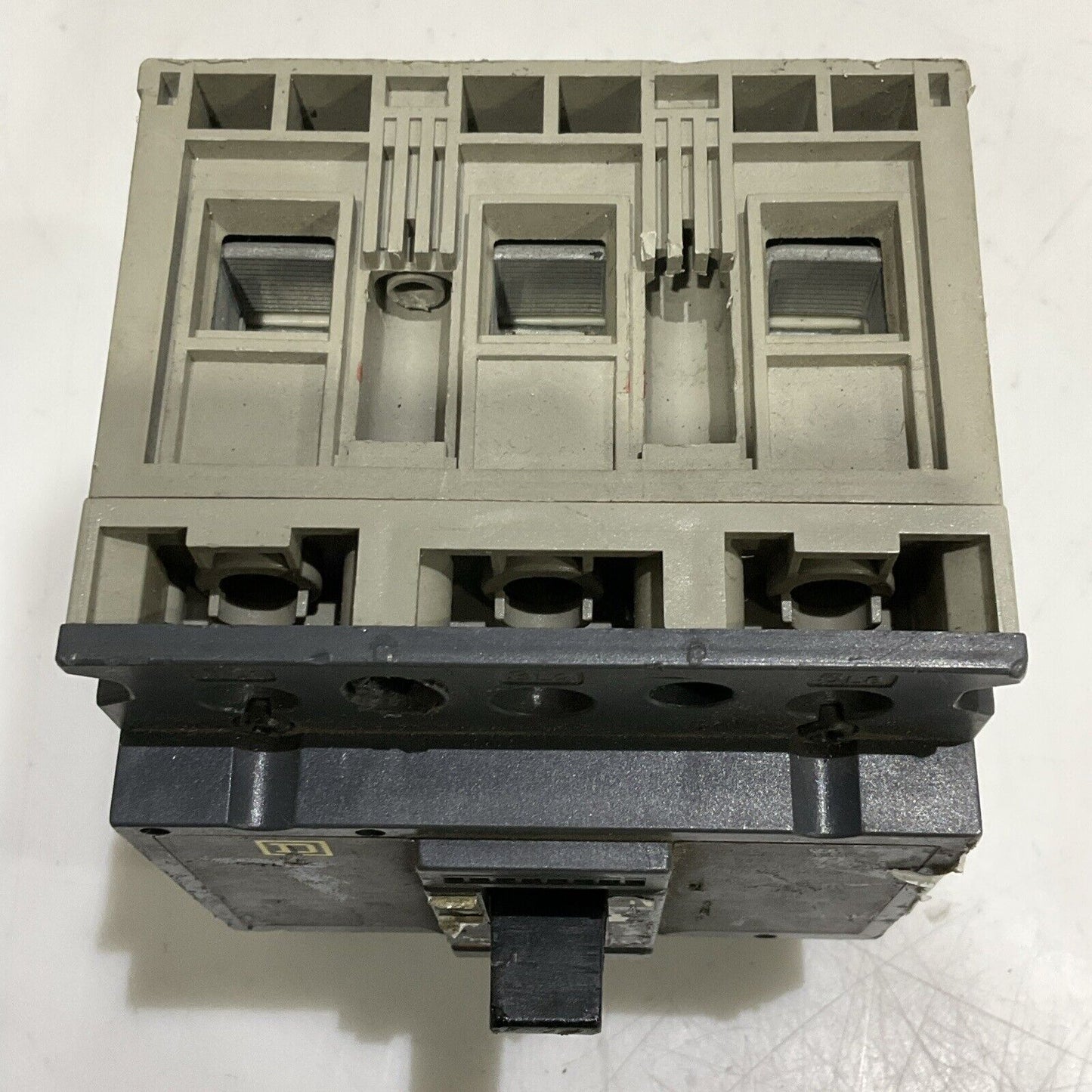 SQUARE D MAG-GARD GJL36030M04 POWERPACT CIRCUIT BREAKER 30A 3P U4M