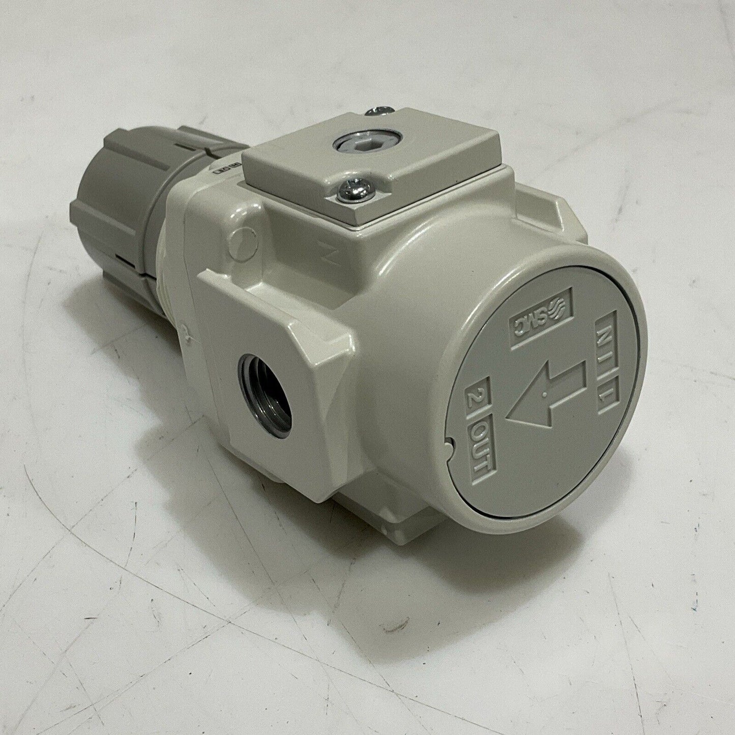 SMC AR30-N02H-Z-B PNEUMATIC REGULATOR 7-125PSI U4M