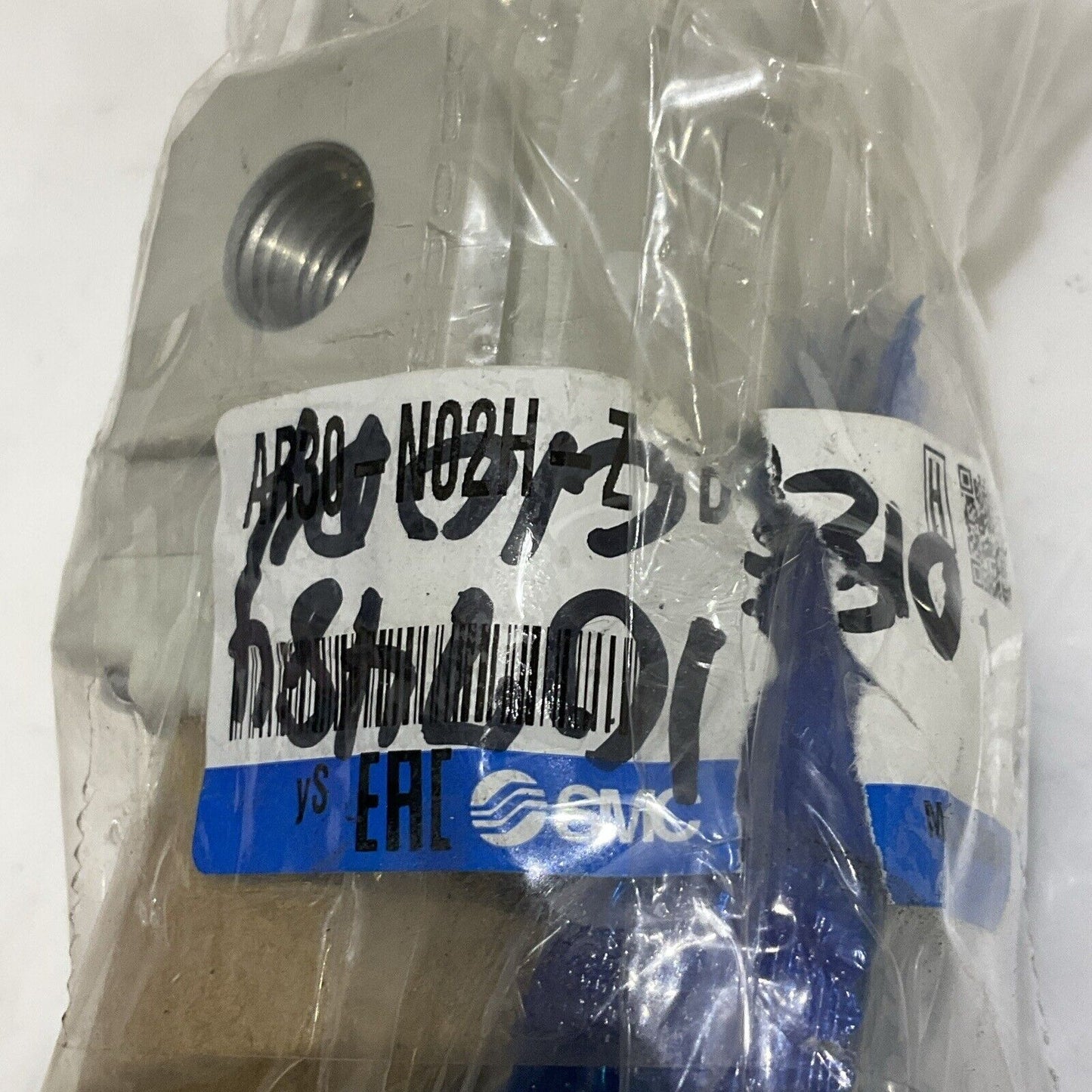 SMC AR30-N02H-Z-B PNEUMATIC REGULATOR 7-125PSI U4M