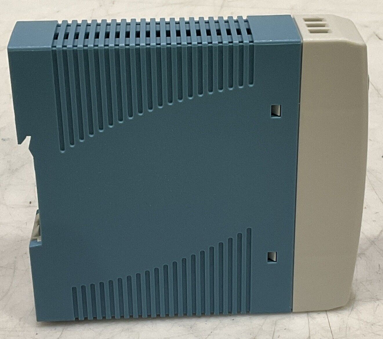 ALTECH CORP PS-S2024 POWER SUPPLY 100-240VAC 50/60 HZ U3S