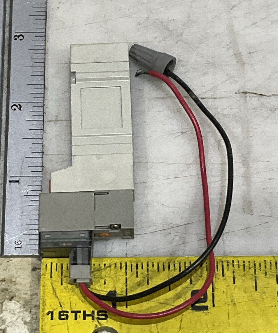 SMC SY3140-3GZ SOLENOID VALVE AIR 2-POSITION SINGLE SOLENOID PILOT 554