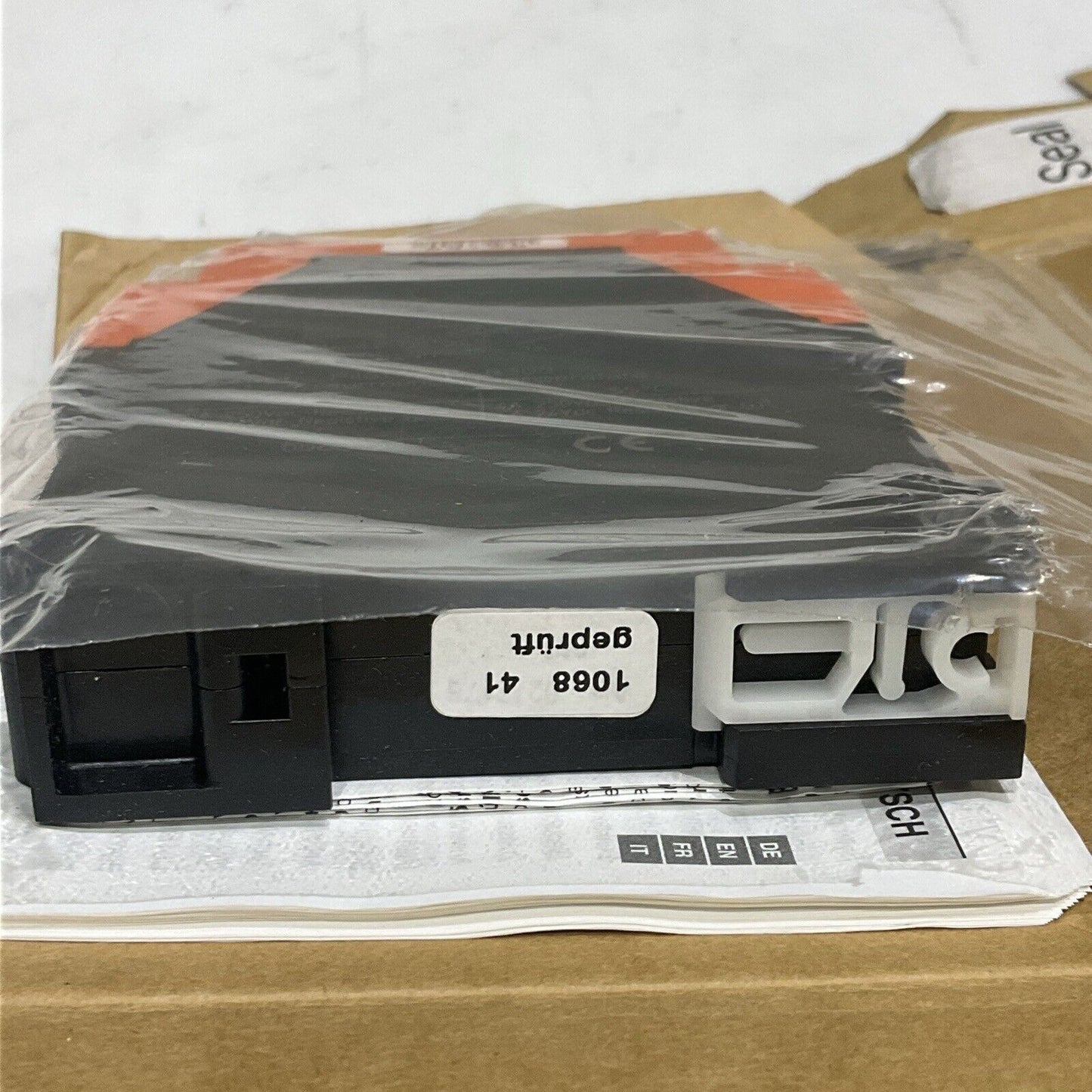 E. DOLD & SÖHNE KG LG5924.02/61 EMERGENCY STOP MODULE U4M