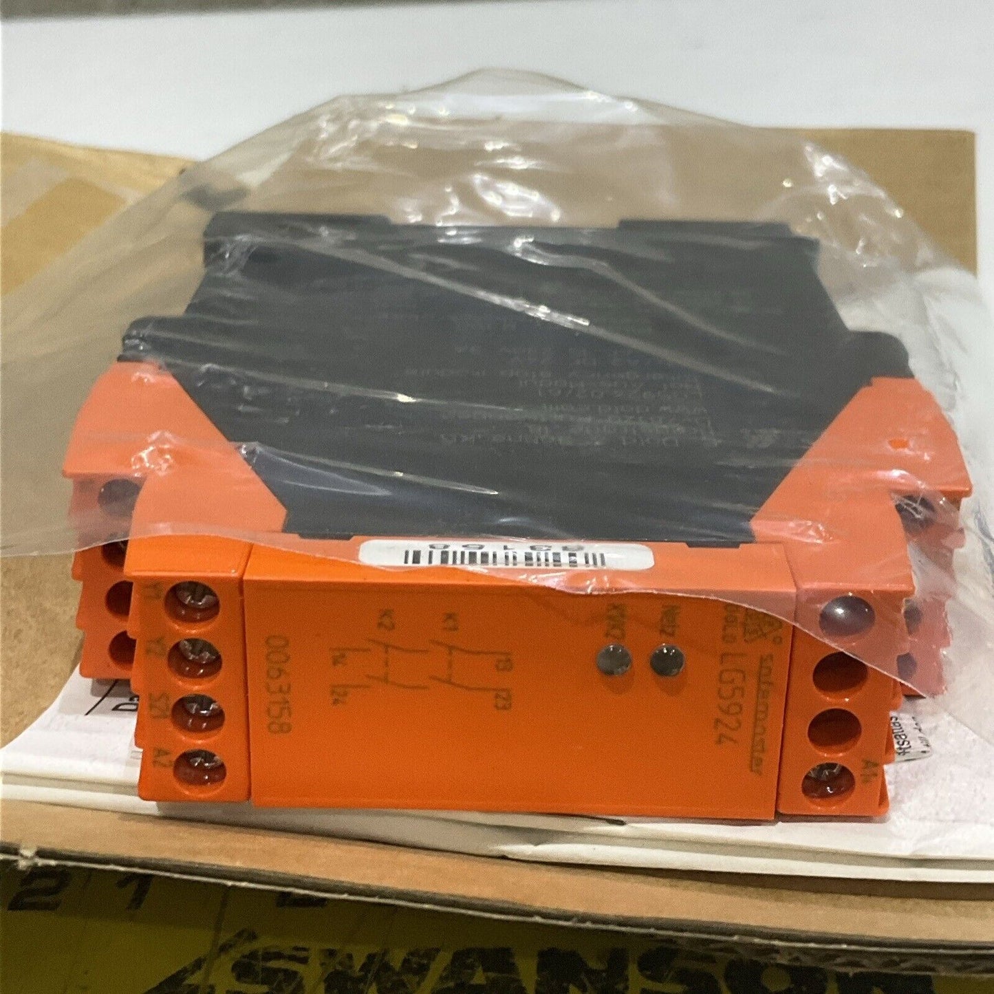 E. DOLD & SÖHNE KG LG5924.02/61 EMERGENCY STOP MODULE U4M