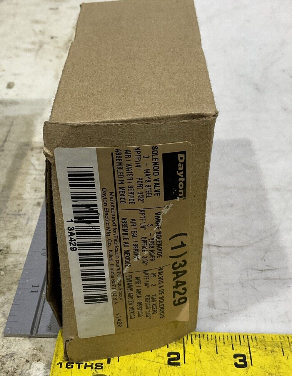 DAYTON 3A429 3-WAY SOLENOID VALVE 554