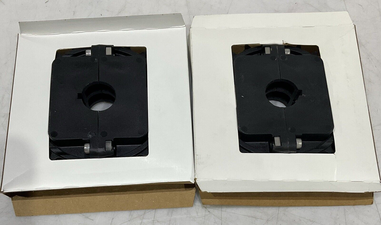 REXNORD NS85800-24T 1 1/4 1KW 1SS CONVEYOR SPLIT SOCKET LOT OF 2 554