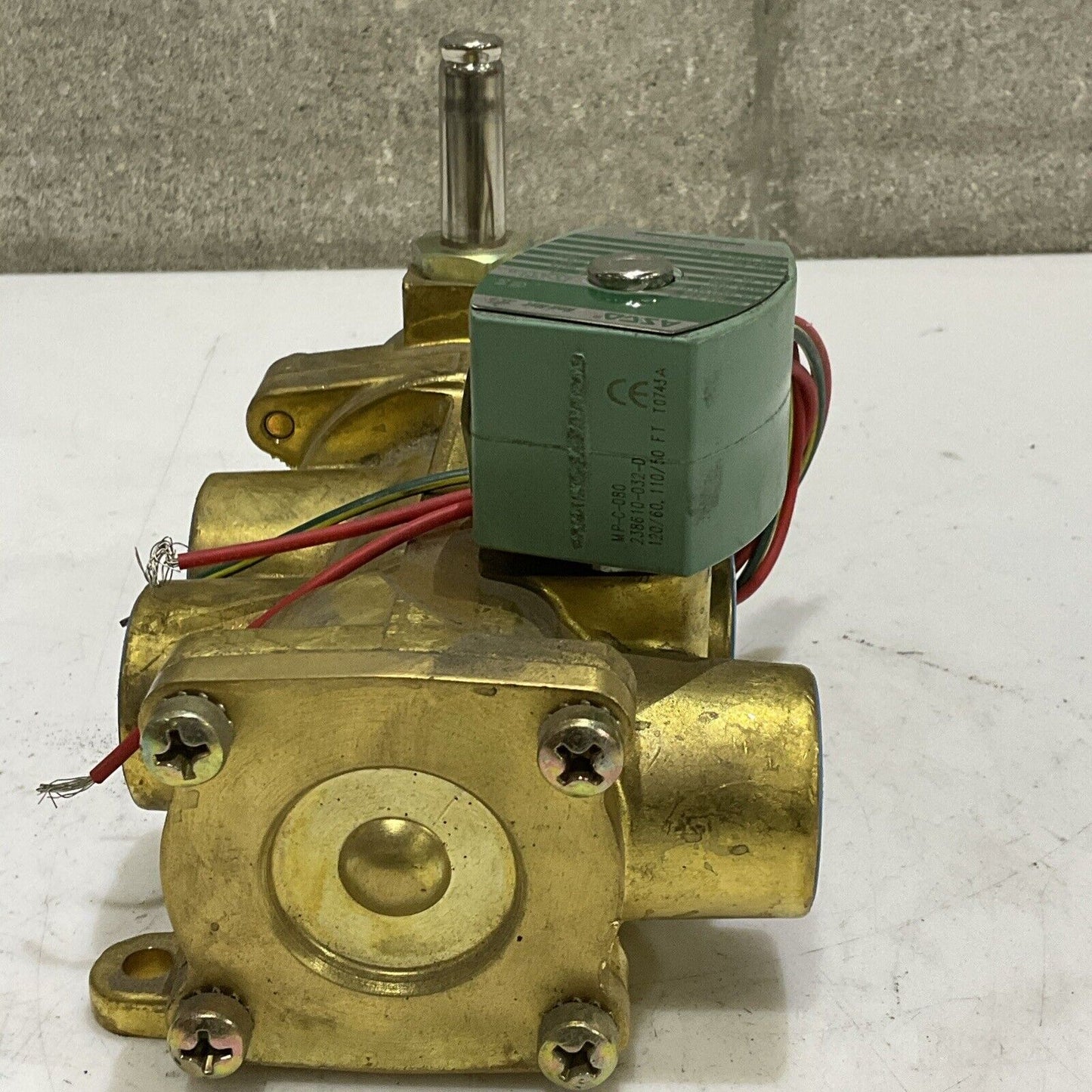 ASCO 302725 A547237 8344G056 SOLENOID VALVE 1 10.1 W 10-300 PSIG 373