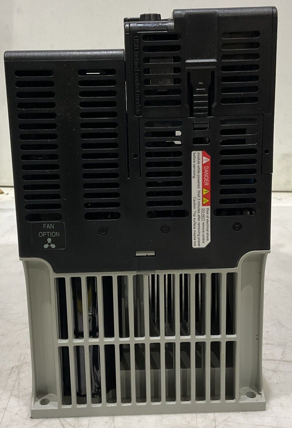 ALLEN-BRADLEY POWERFLEX 525 15kW/20HP 25B-D030N114 323-528V 30A AC DRIVE U3S