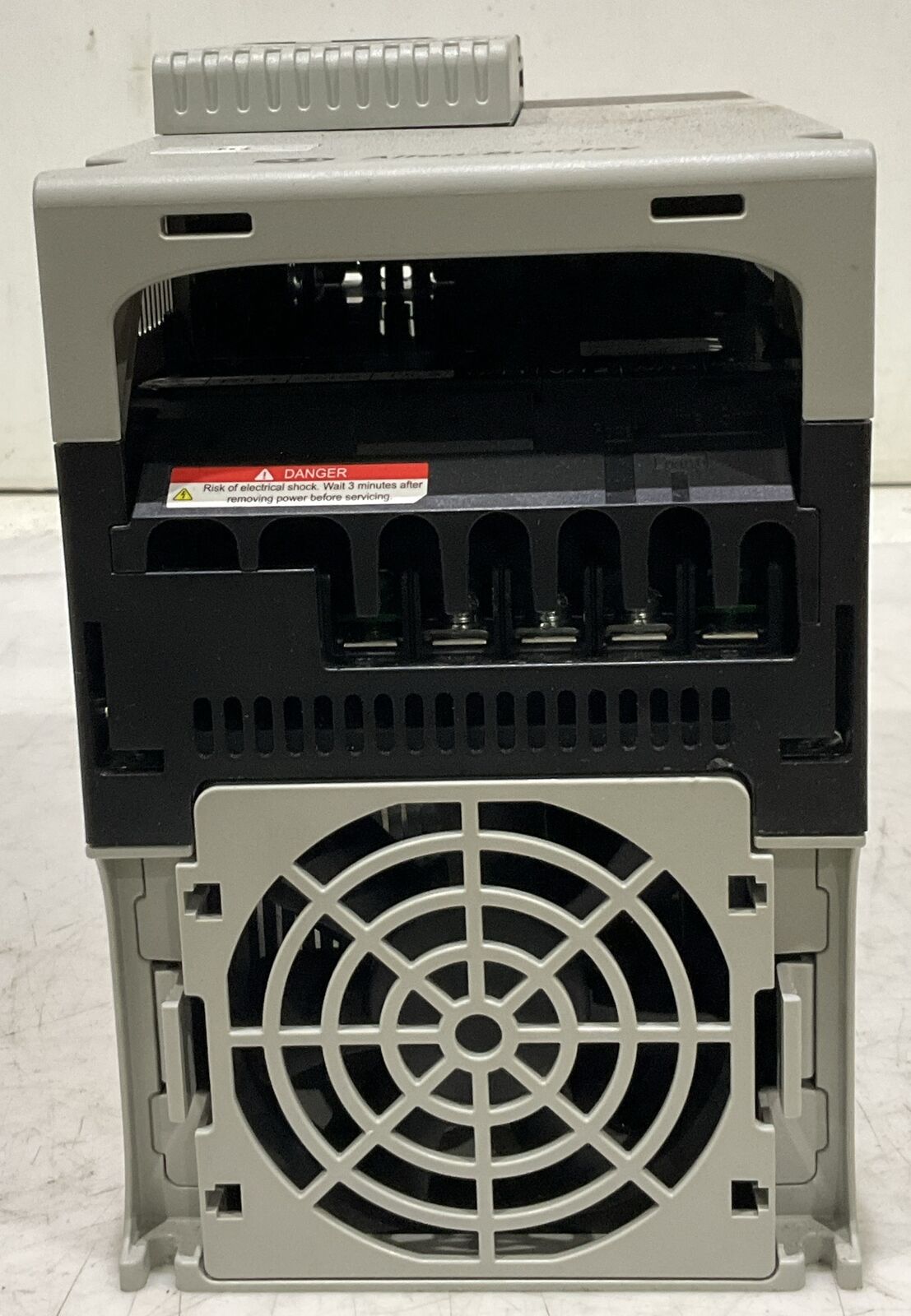 ALLEN-BRADLEY POWERFLEX 525 15kW/20HP 25B-D030N114 323-528V 30A AC DRIVE U3S