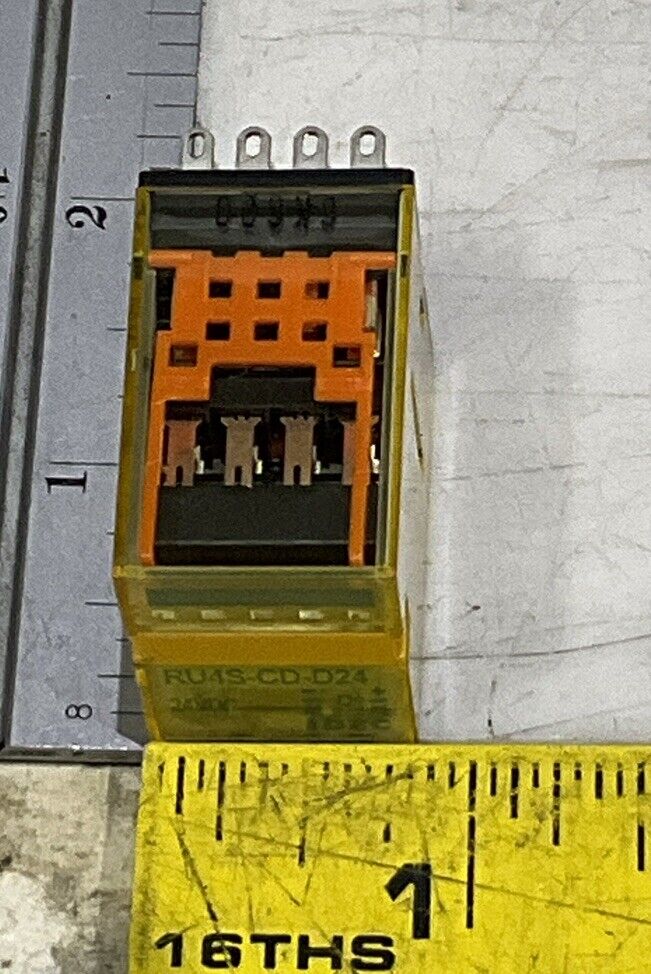 IDEC RU4S-CD-D24 PLUG-IN RELAY LOT OF 5 U3S