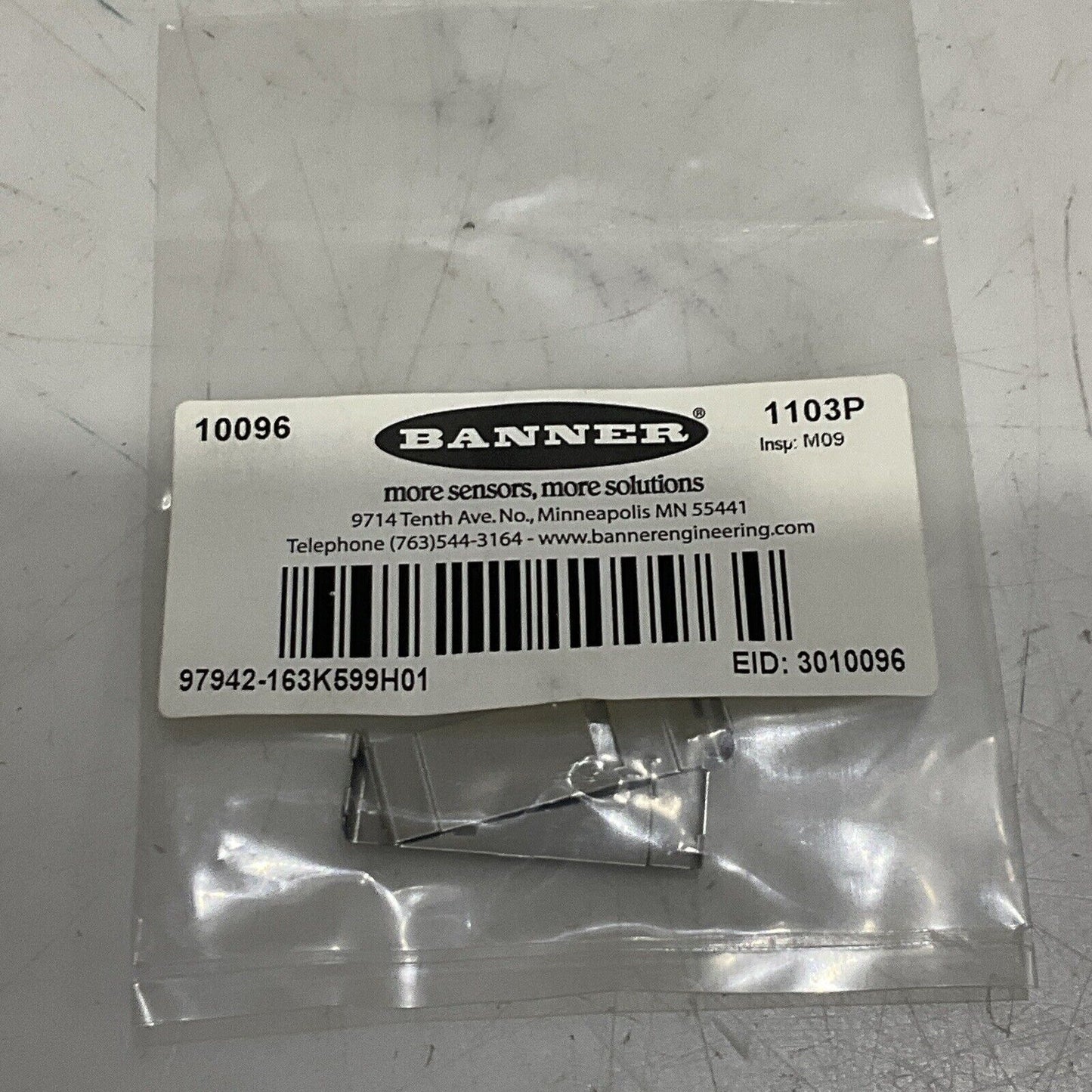 BANNER 10096 1103P 3010096 APERTURE 2.00 MM X 7.00 MM LOT OF 18 U3S