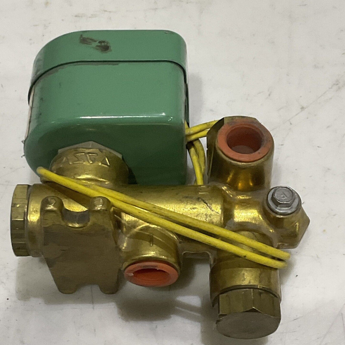 ASCO 8300D9G 306682-G SOLENOID VALVE 250 PSI 28W 3/8 PIPE