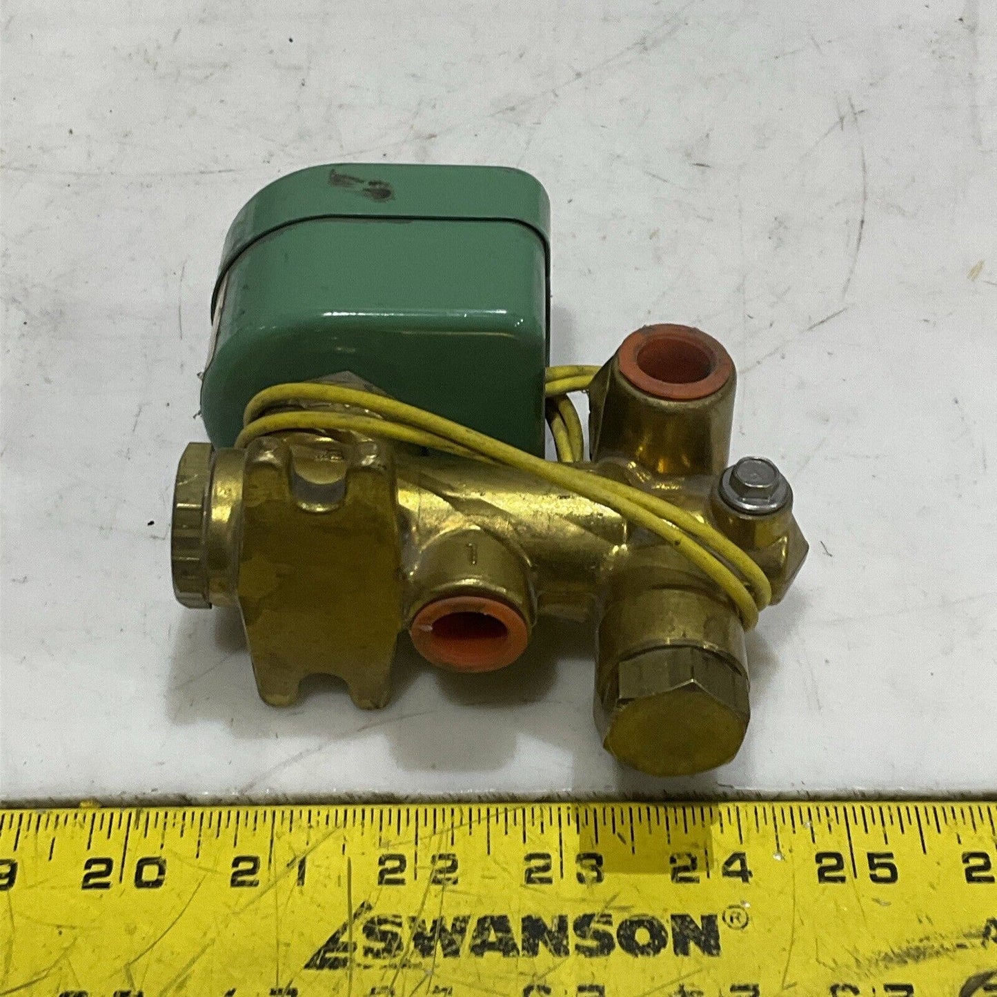 ASCO 8300D9G 306682-G SOLENOID VALVE 250 PSI 28W 3/8 PIPE