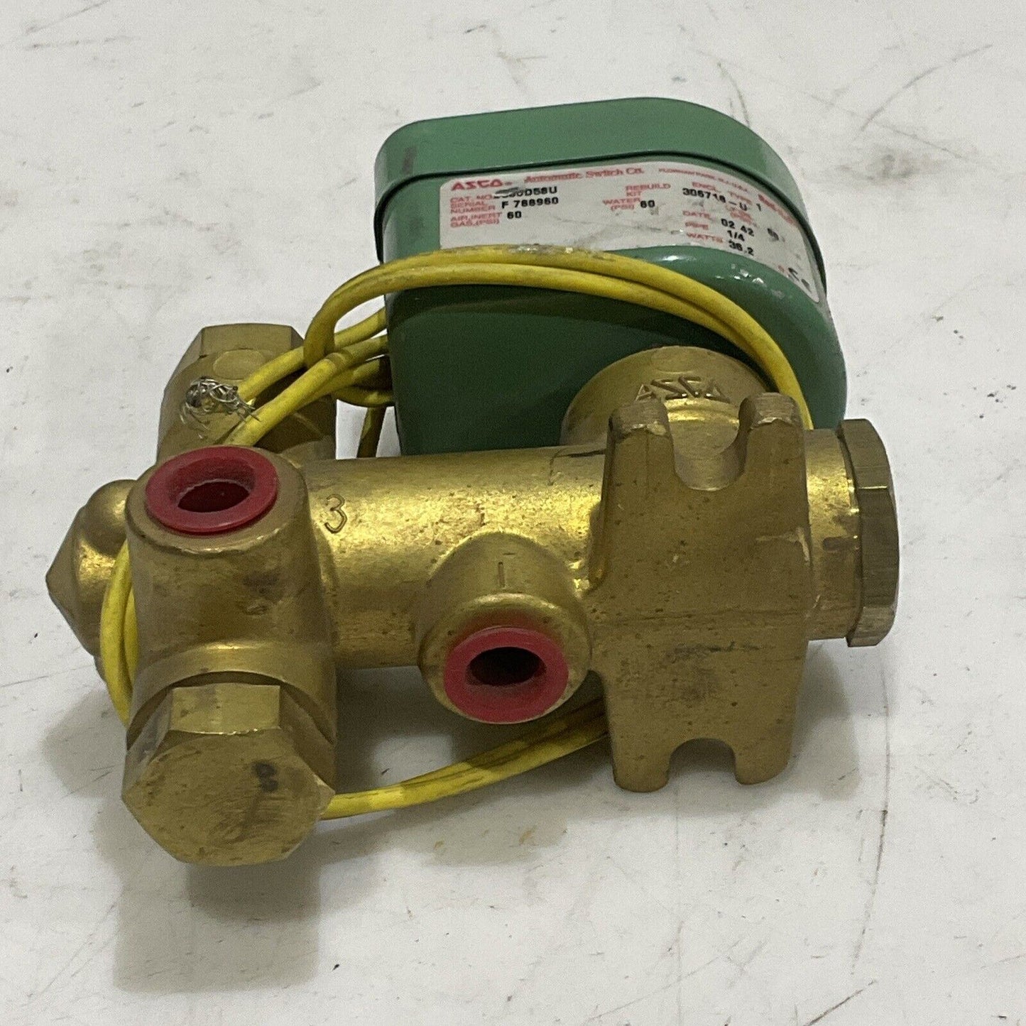 ASCO 8300D58U 306718-U SOLENOID VALVE 60 PSI 1/4 PIPE 36.2 W