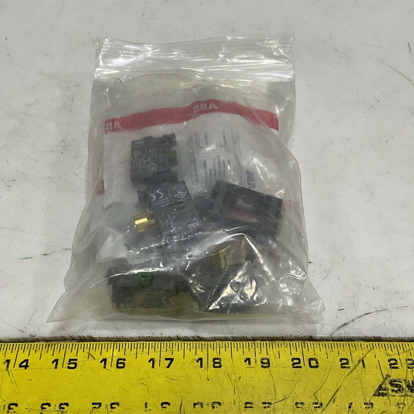 ABB MCBH-101 MP1-11G PUSH BUTTON KIT U3S