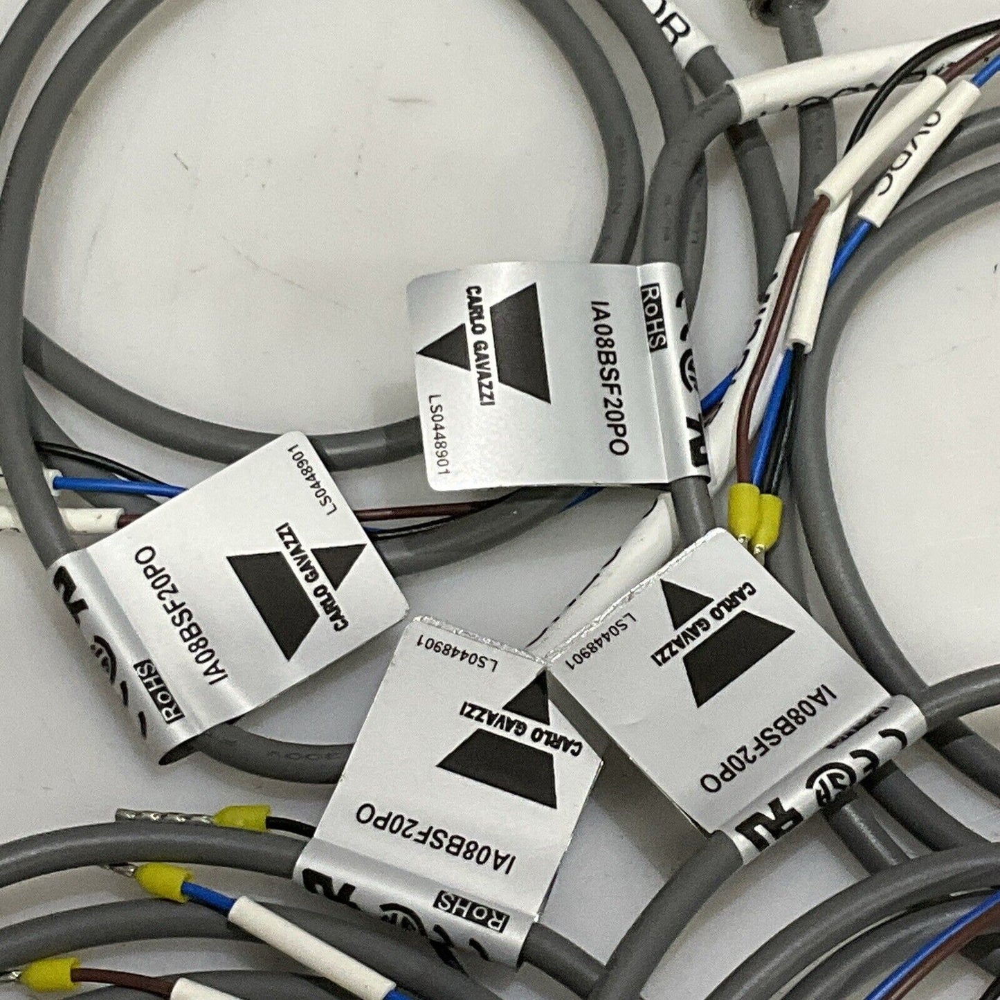 CARLO GAVAZZI IA08BSF20PO MIDDLE POSITION SENSOR CABLE ASSEMBLY LOT OF 4 U3S