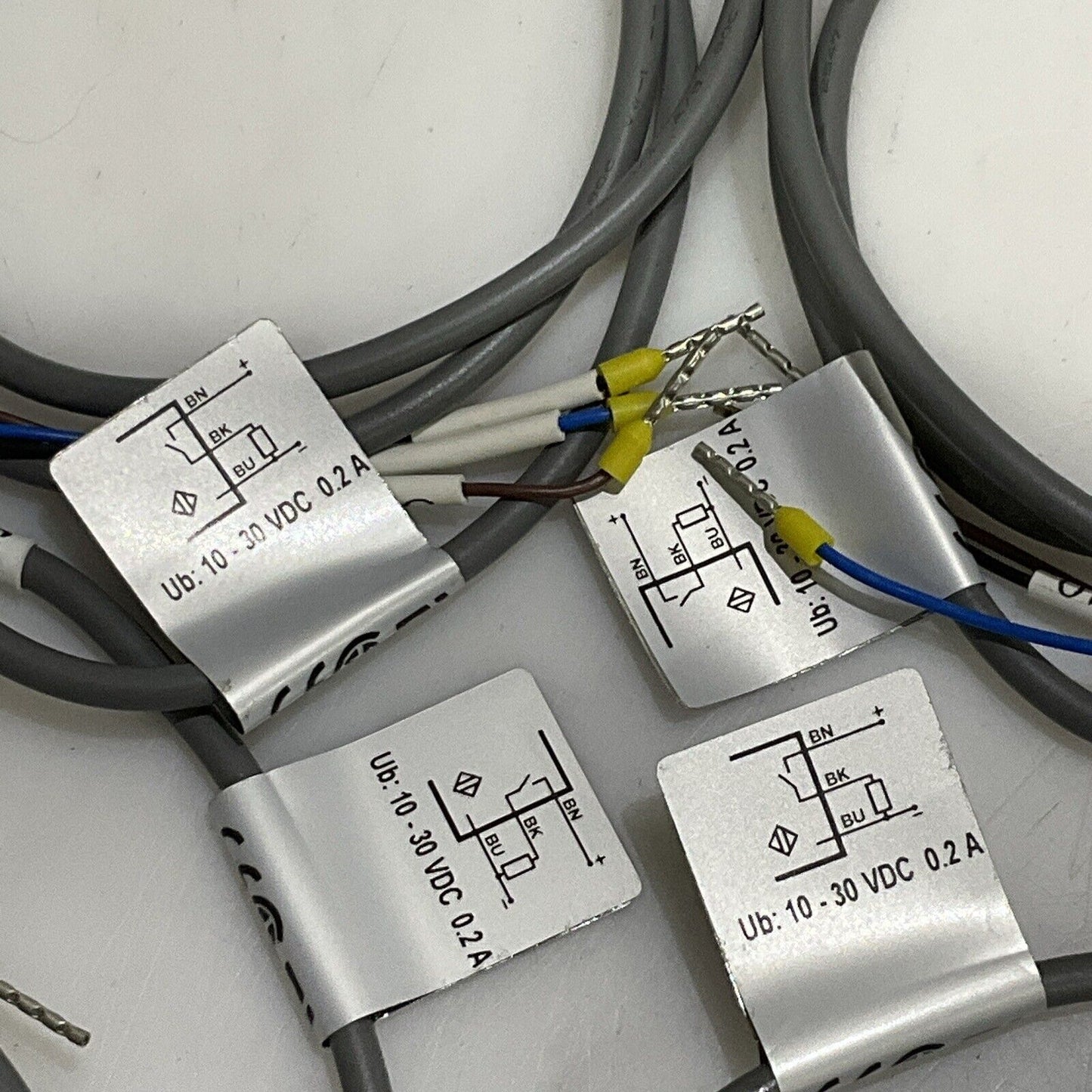 CARLO GAVAZZI IA08BSF20PO MIDDLE POSITION SENSOR CABLE ASSEMBLY LOT OF 4 U3S