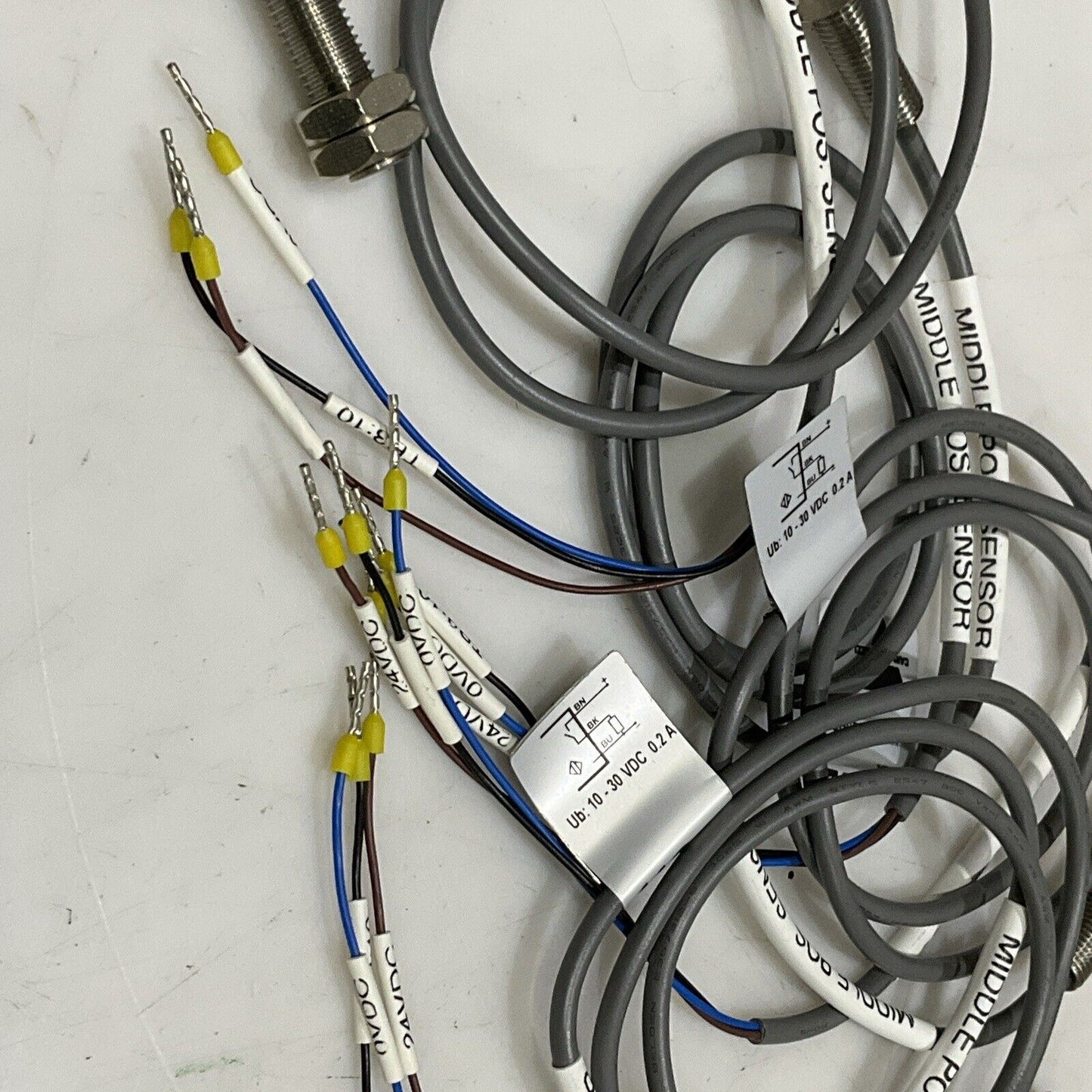 CARLO GAVAZZI IA08BSF20PO MIDDLE POSITION SENSOR CABLE ASSEMBLY LOT OF 4 U3S