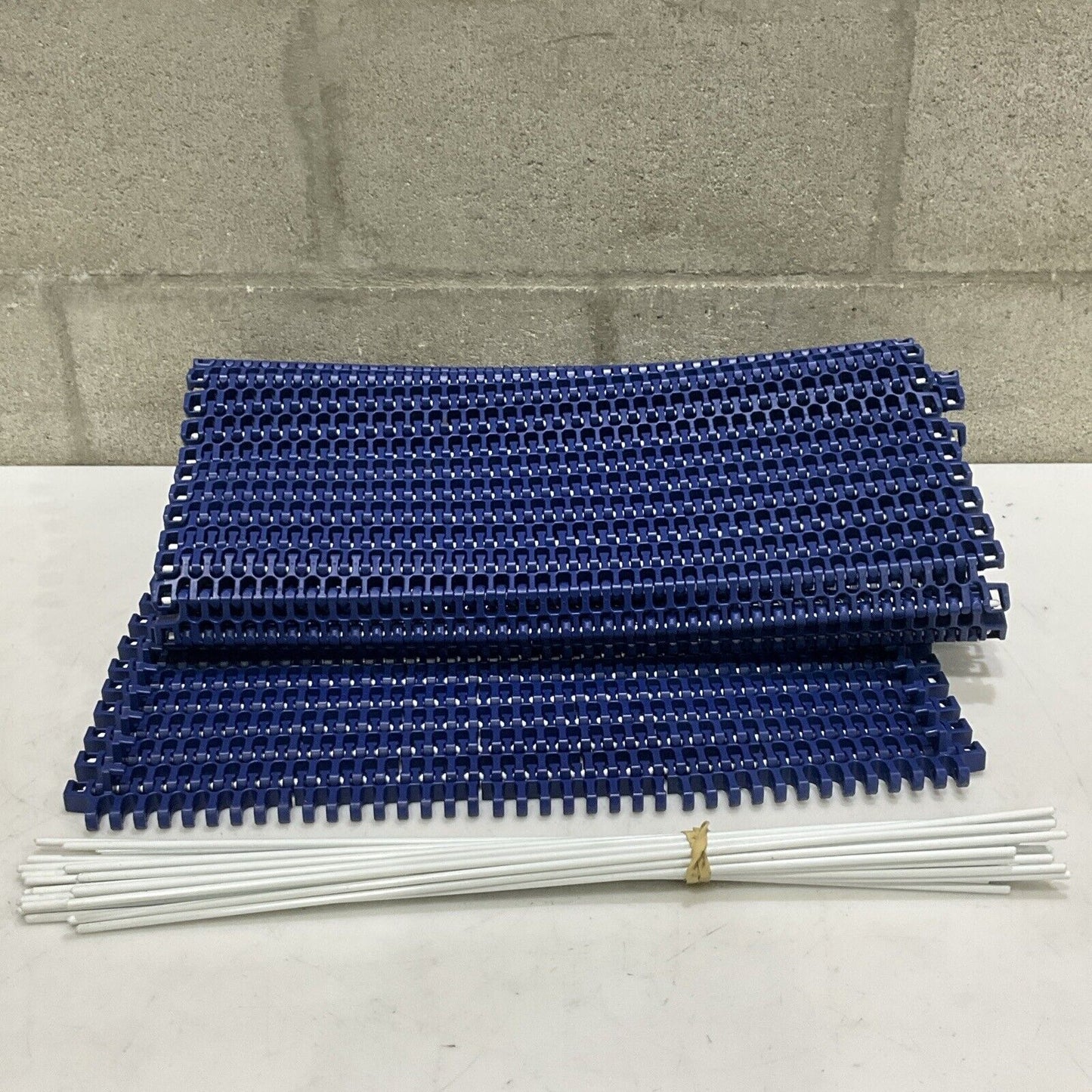 INTERLOX 21294 57087966 SER. 2400 RADIUS FLUSH GRID W/HOLD DOWN U4M