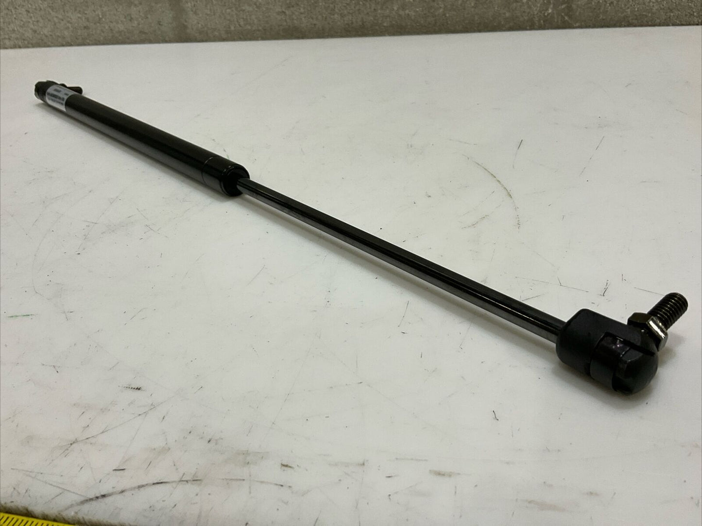 IGS 8AU203491XX0311 HIGH PRESSURE GAS SPRING 70LBS U3S