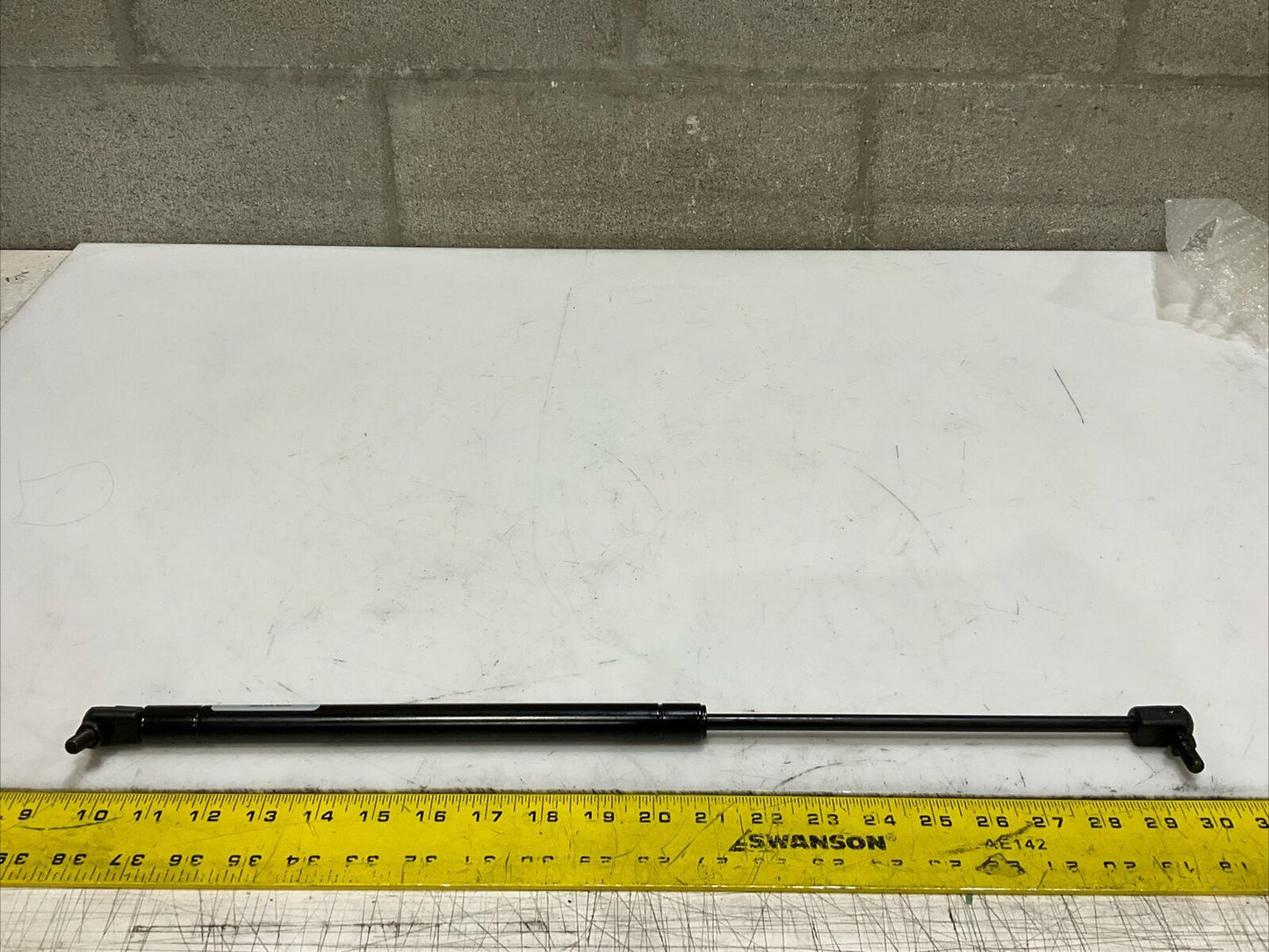 IGS VOLUMELINE 8AU203468XX0311 HIGH PRESSURE GAS SPRING 70 LB U3S