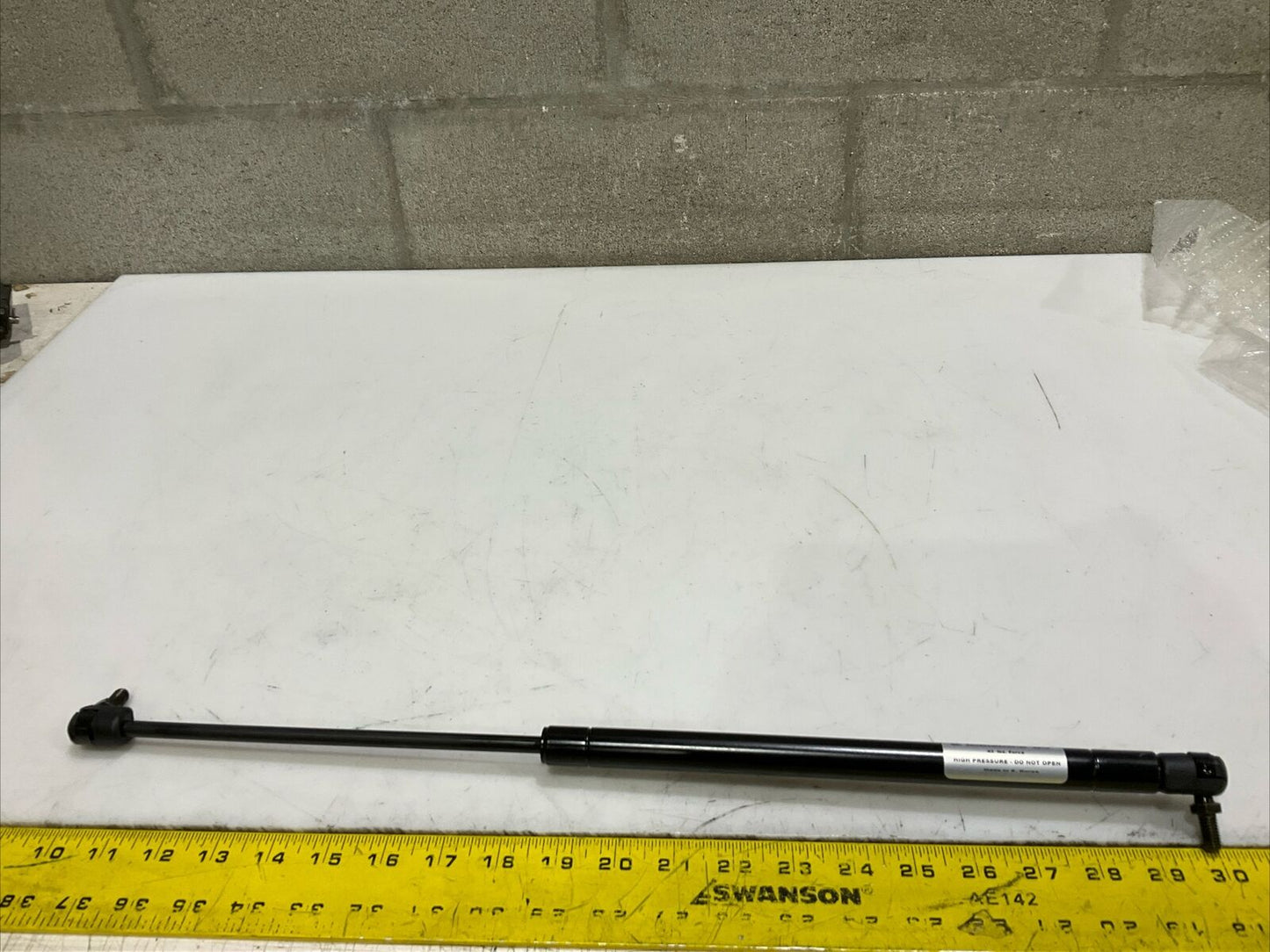 IGS VOLUMELINE 8AU203468XX0190 HIGH PRESSURE GAS SPRING 43LBS U3S