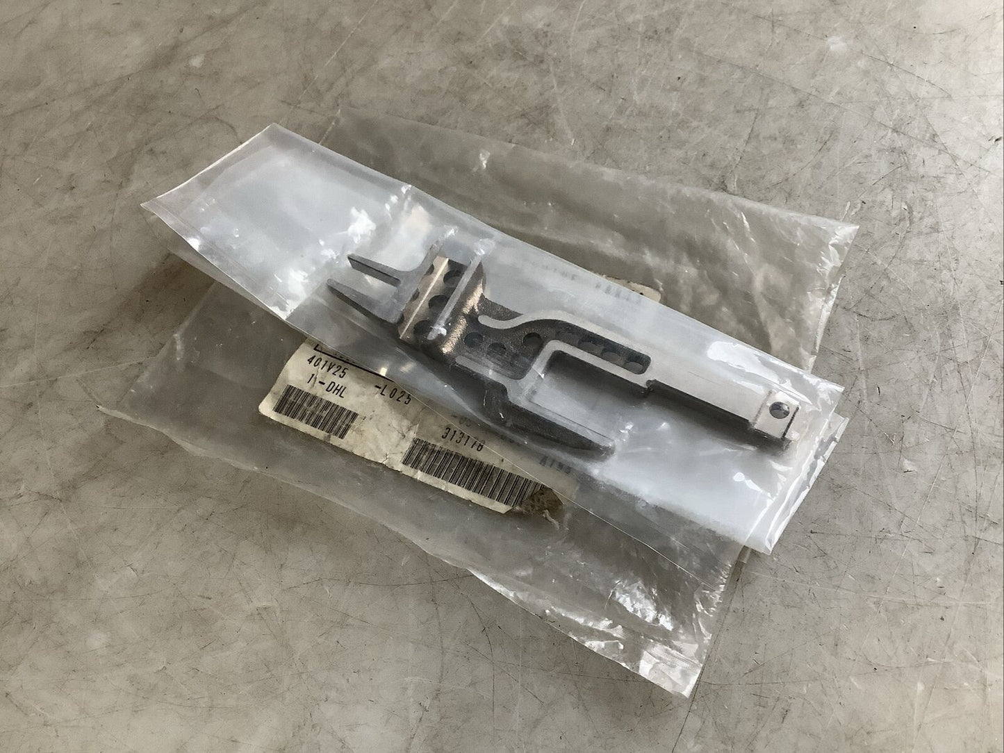 JUKI 12117511 DIFFERENTIAL FEED BAR RM6