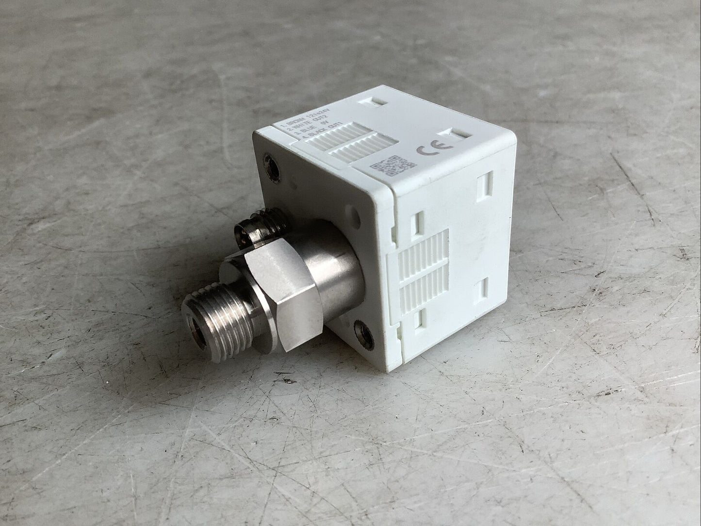 SUNX DP-111-E-P DIGITAL PRESSURE SENSOR DP-100 U3S