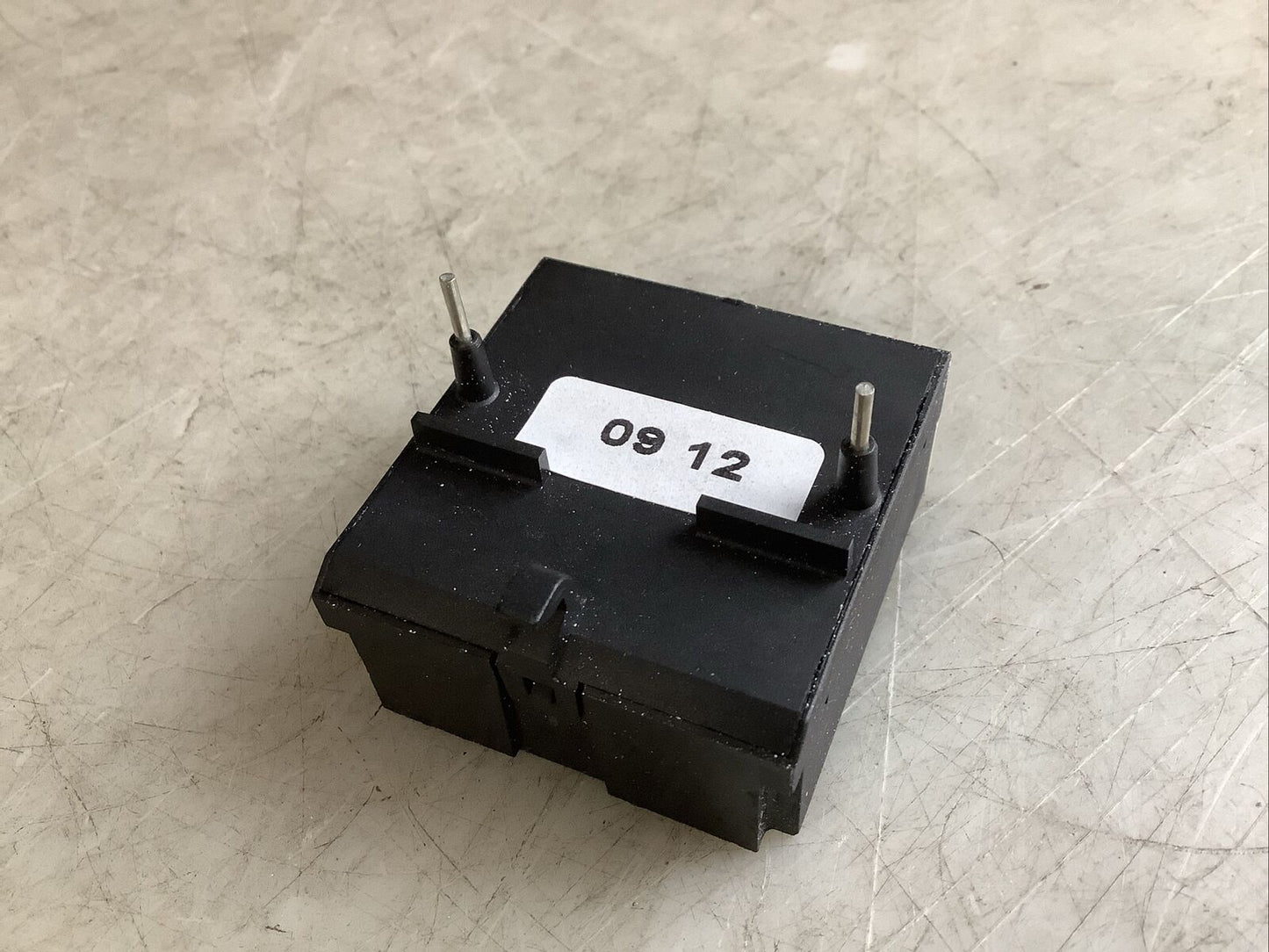 TELEMECANIQUE LA4 DFB INTERFACE AMPLIFIER MODULE 24VDC U3S - LOT OF 2