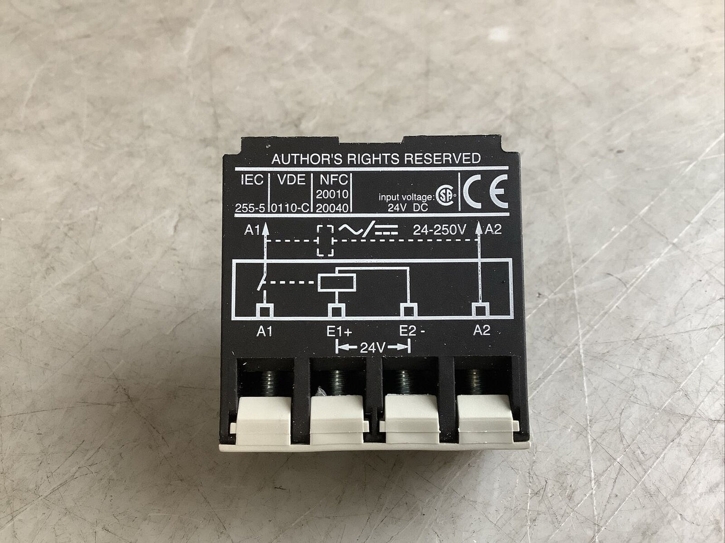 TELEMECANIQUE LA4 DFB INTERFACE AMPLIFIER MODULE 24VDC U3S - LOT OF 2