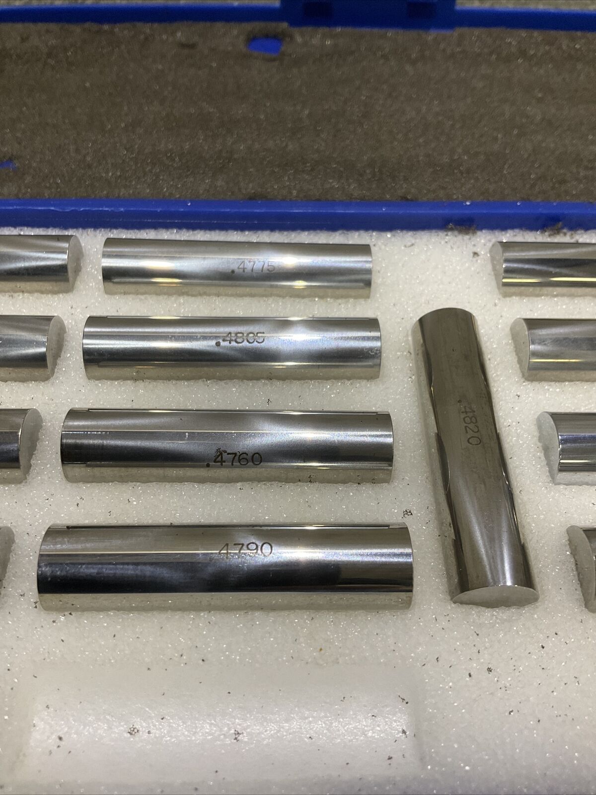 VAN KEUREN .4700-.4940 17 PIECE PIN GAUGE SET 333