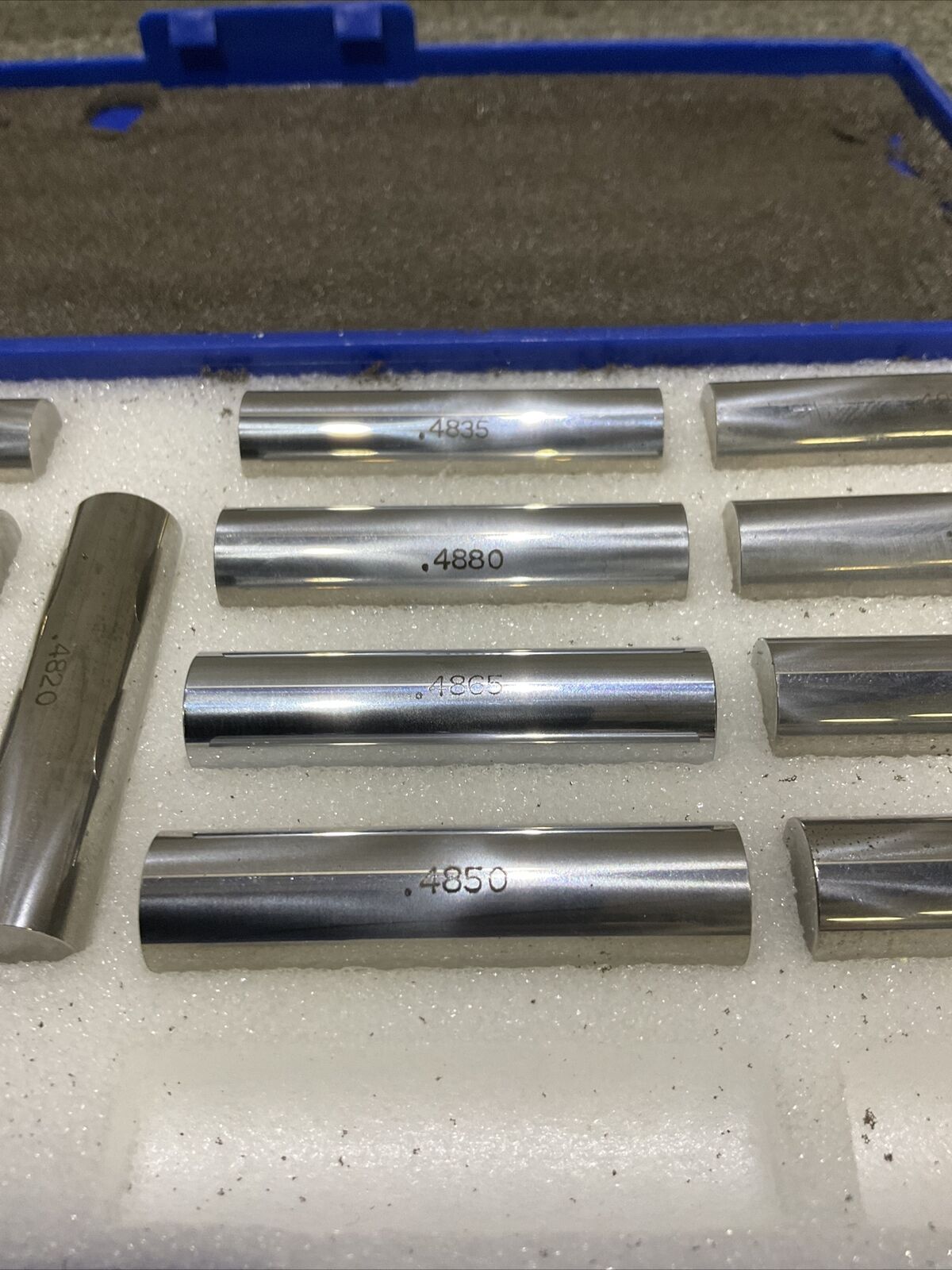 VAN KEUREN .4700-.4940 17 PIECE PIN GAUGE SET 333