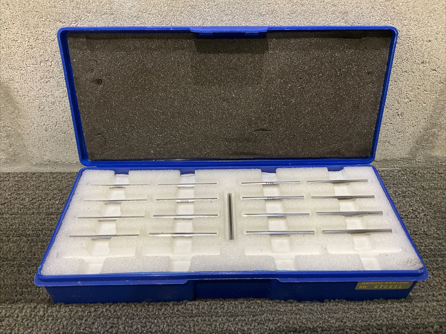 VAN KEUREN .1580-.1820 17 PIECE PIN GAUGE SET 333