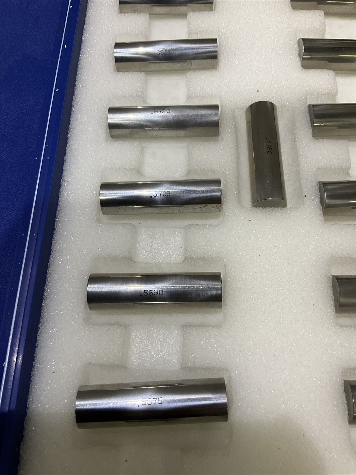 VAN KEUREN .5660-.5900 17 PIECE PIN GAUGE SET 333