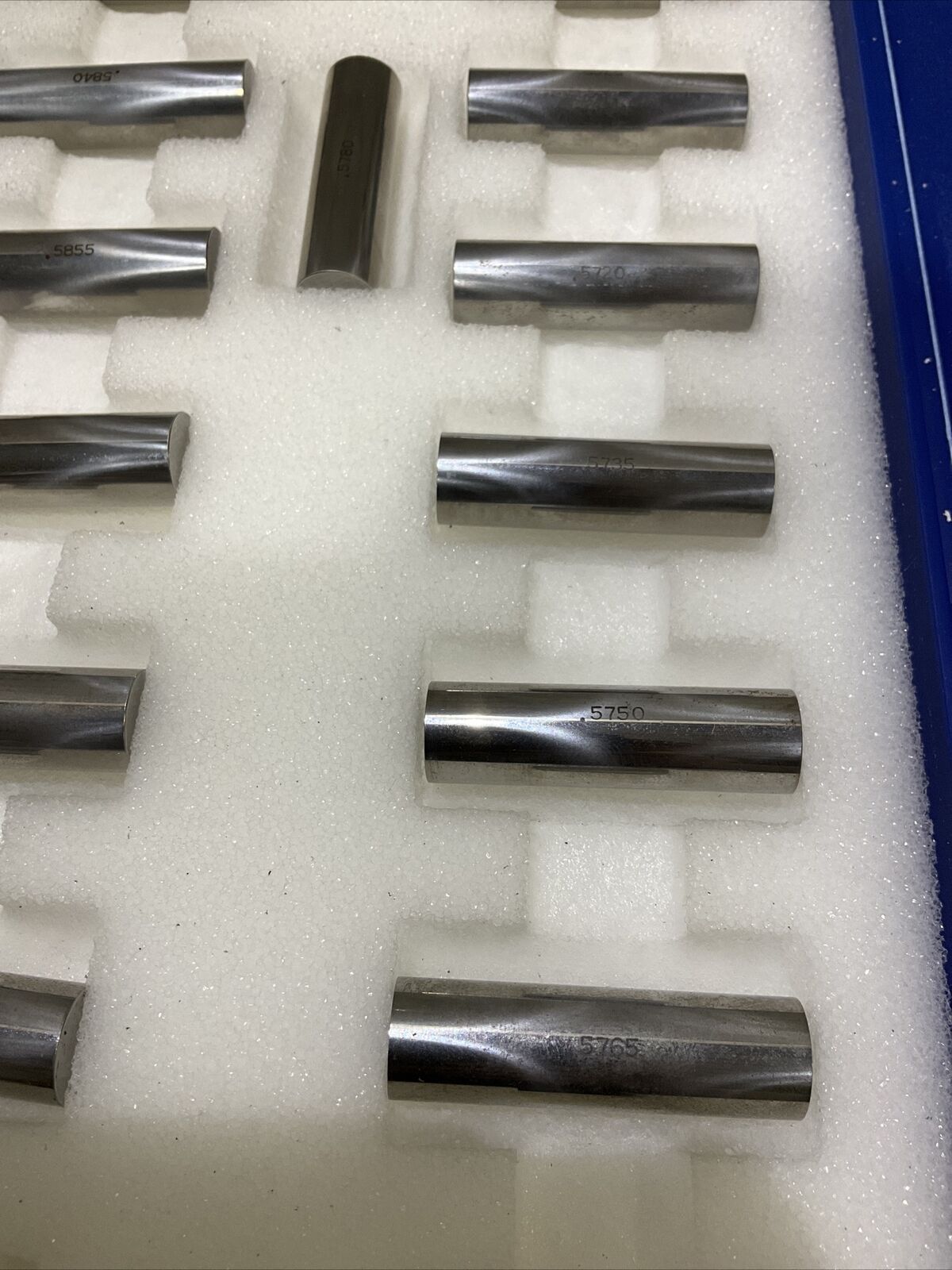 VAN KEUREN .5660-.5900 17 PIECE PIN GAUGE SET 333