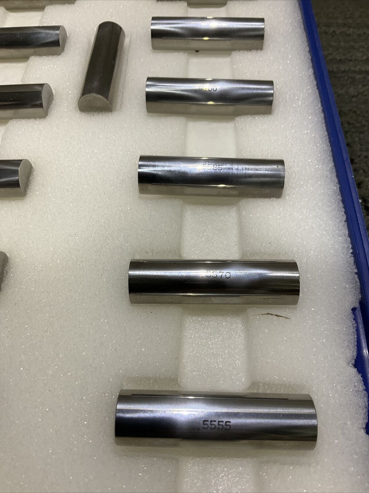 VAN KEUREN .5420-.5660 17 PIECE PIN GAUGE SET 333