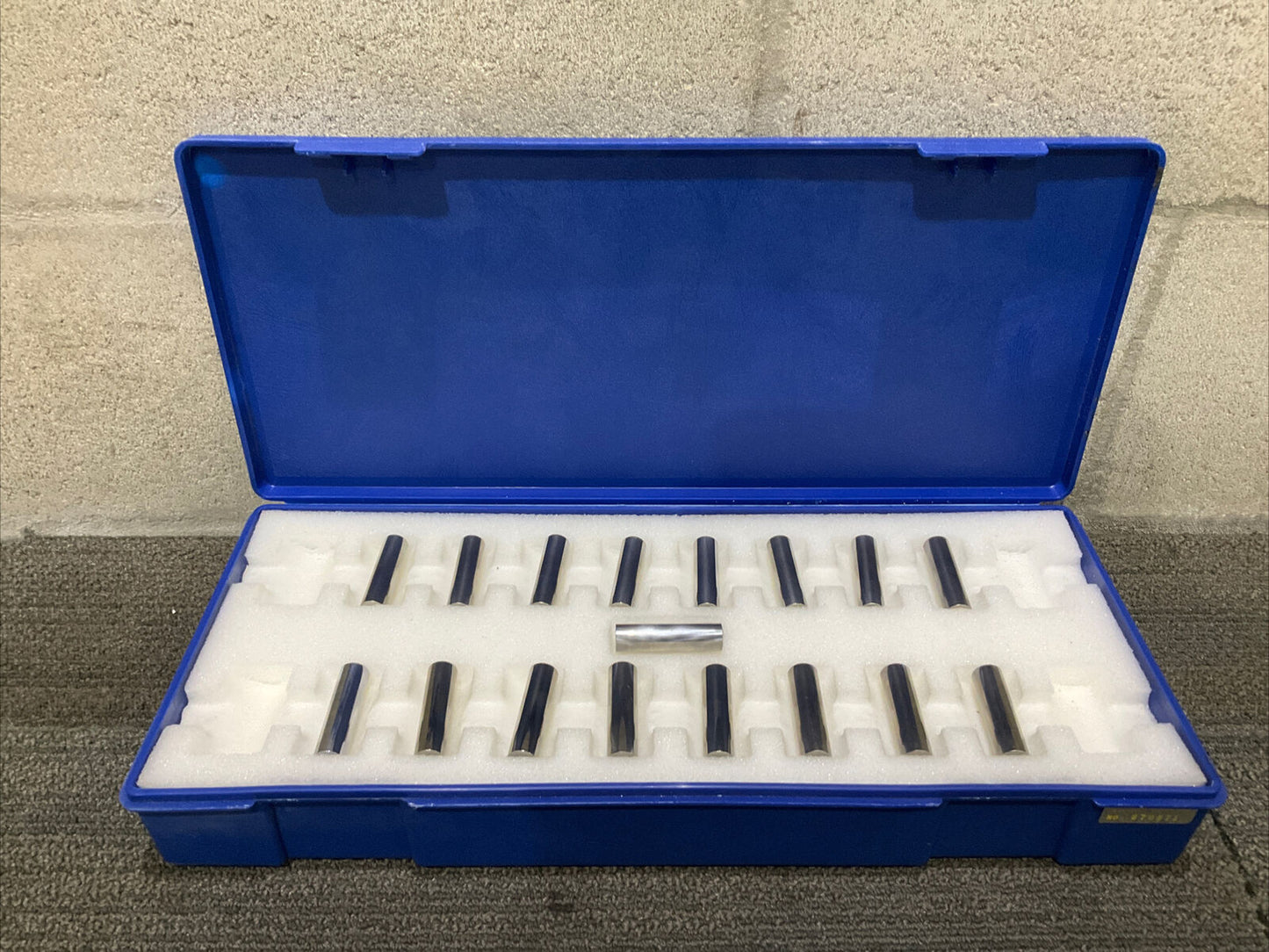 VAN KEUREN .5180-.5420 17 PIECE PIN GAUGE SET  333